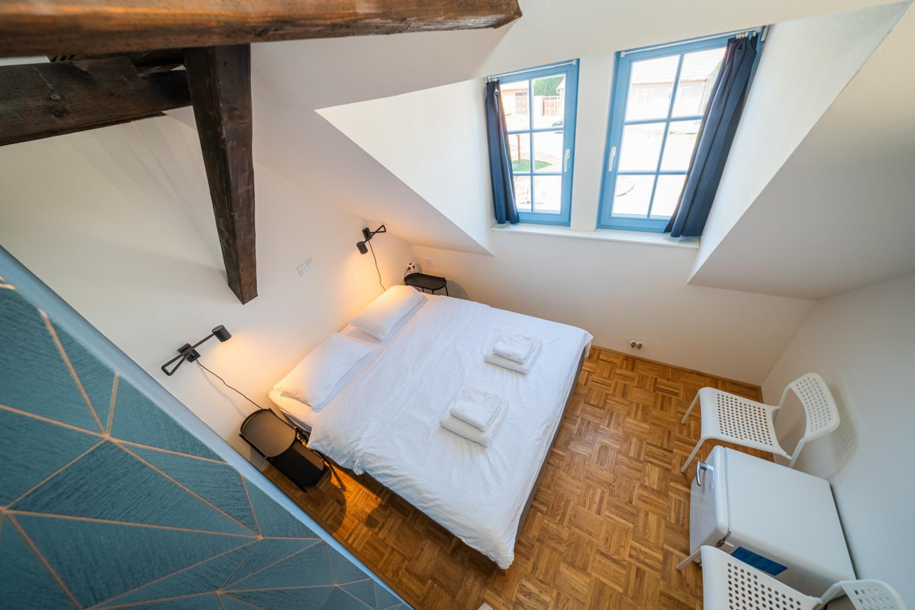Naturální vinařství DVOREK - Penzion, Bistro & Wellness