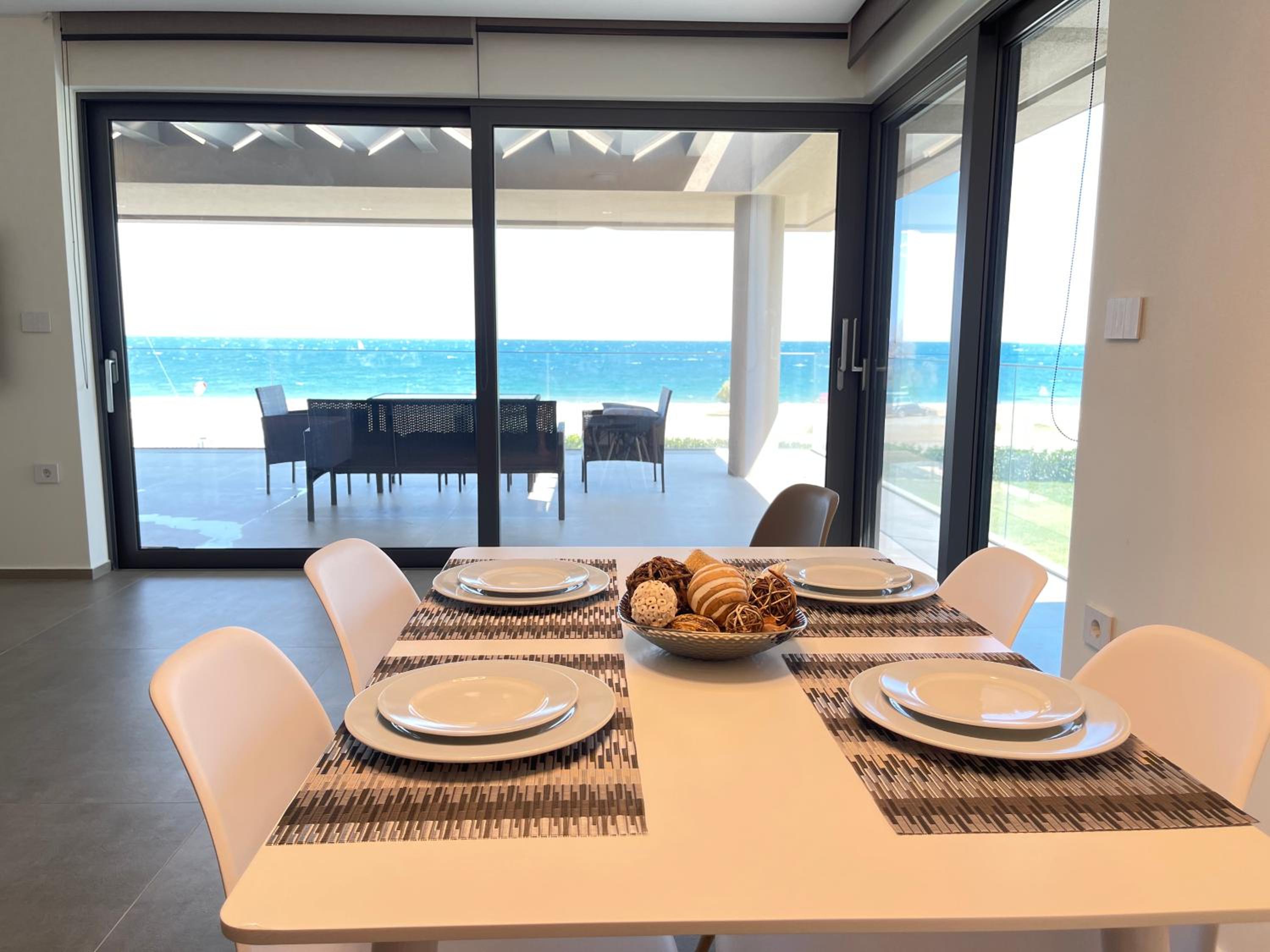 Sun and Sea Apartment - Beachfront, 2 Bedrooms with Sea View & Garden
