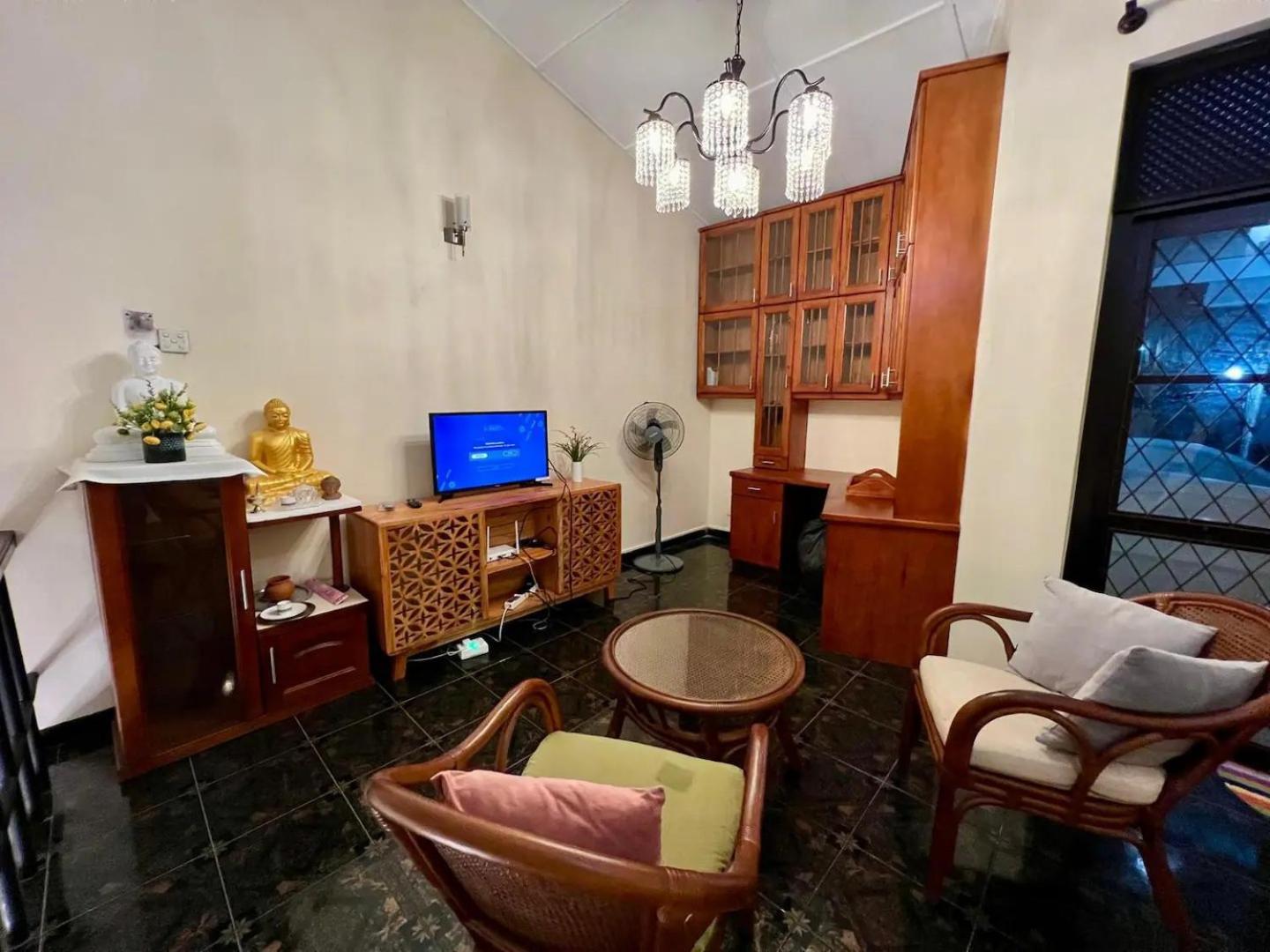 Oikos Colombo Cottage