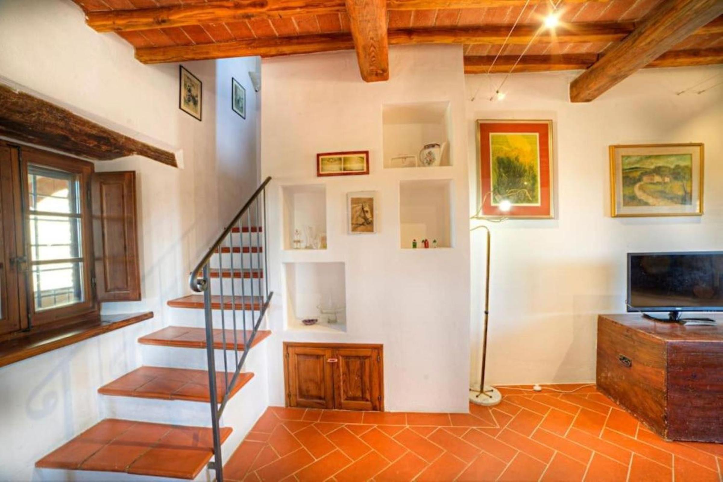 Chianti House view 5