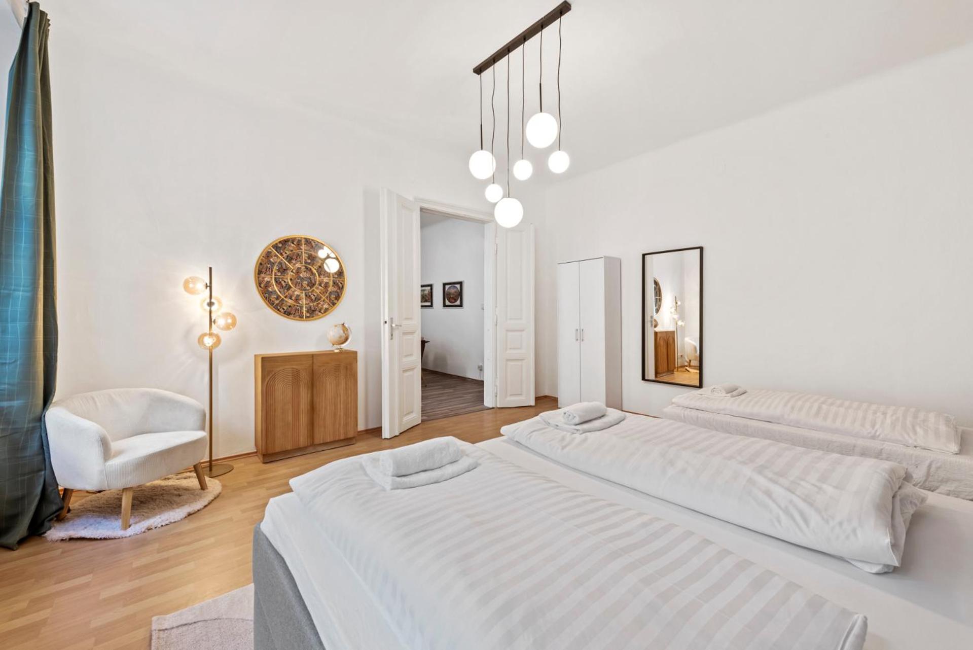 Schönbrunn City Apartment is calling - by 4ty3 Apartments