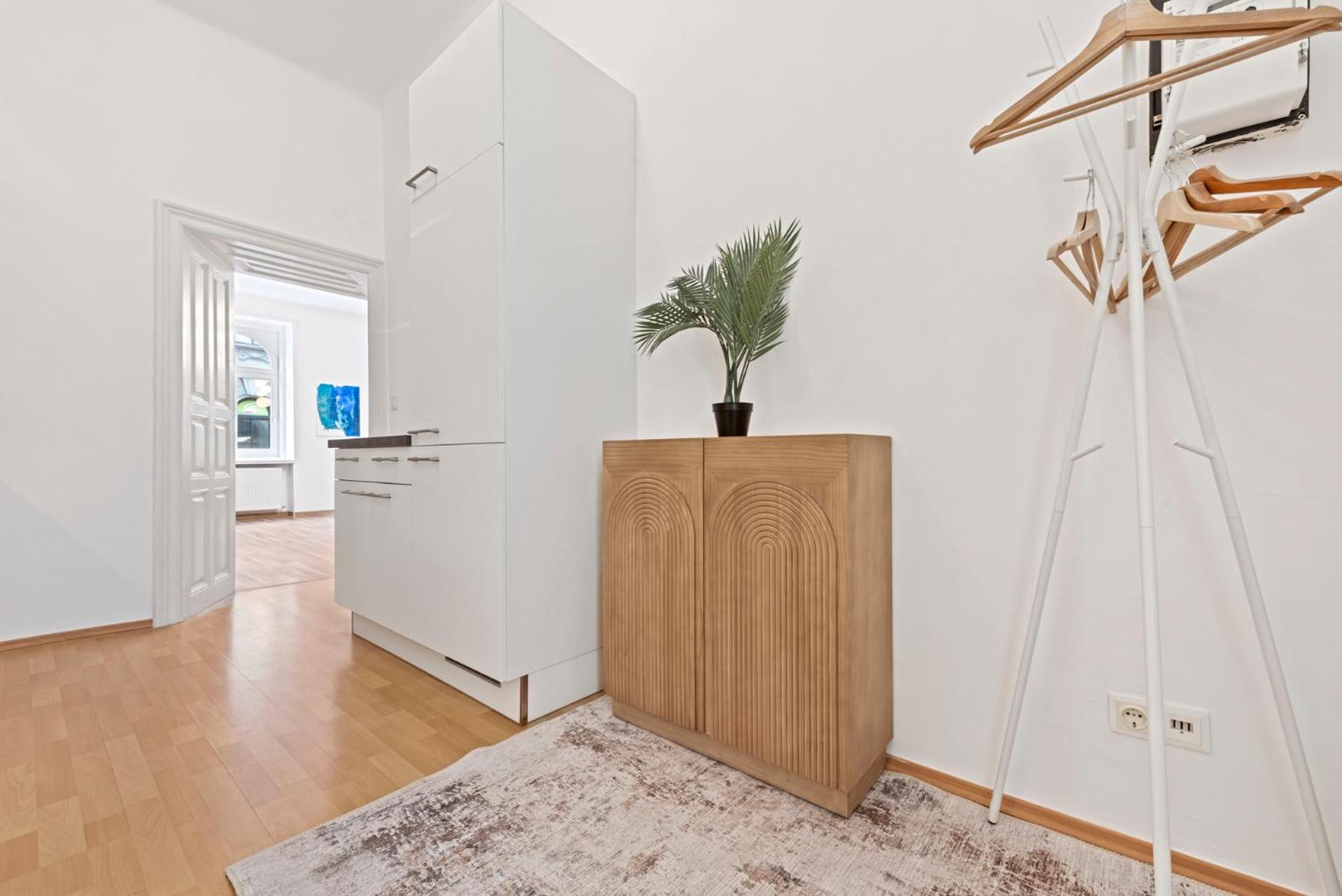 Schönbrunn City Apartment is calling - by 4ty3 Apartments