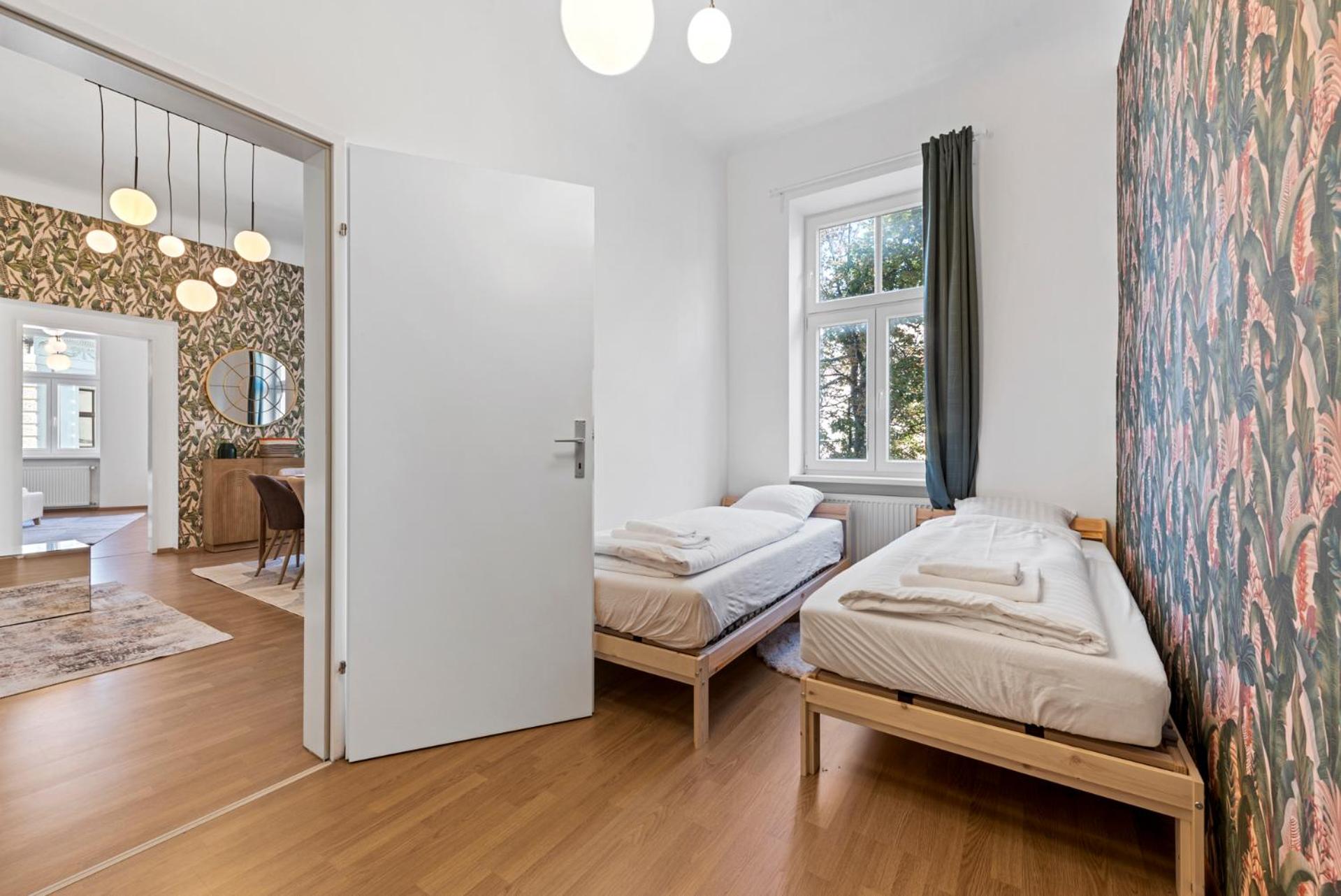 Schönbrunn City Apartment is calling - by 4ty3 Apartments
