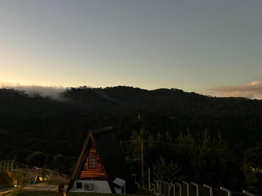 Chalé Apollo l Vista incrível em Campos do Jordão