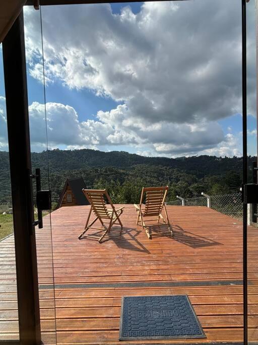 Chalé Apollo l Vista incrível em Campos do Jordão