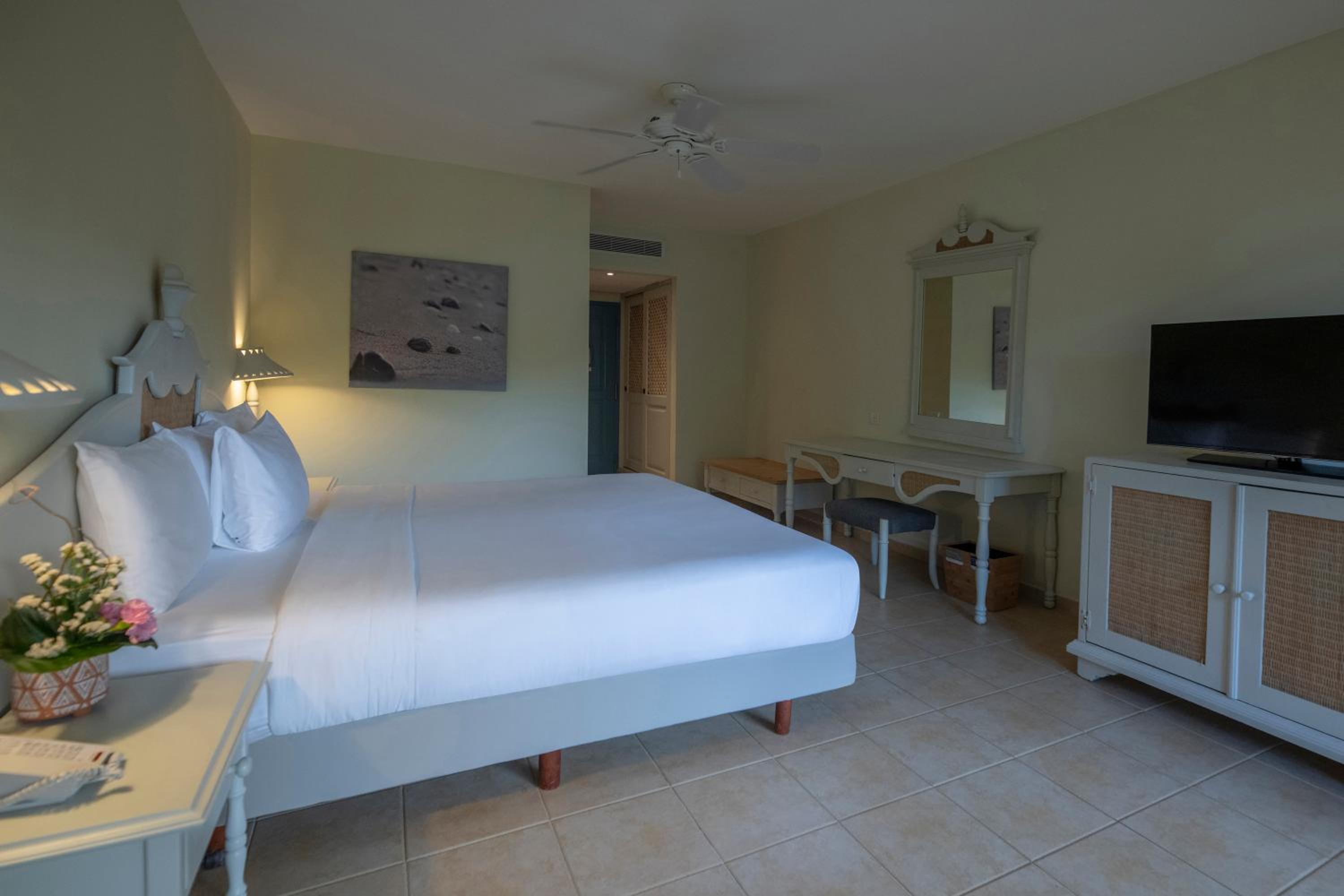 Iberostar Waves Costa Dorada - Property Image 41