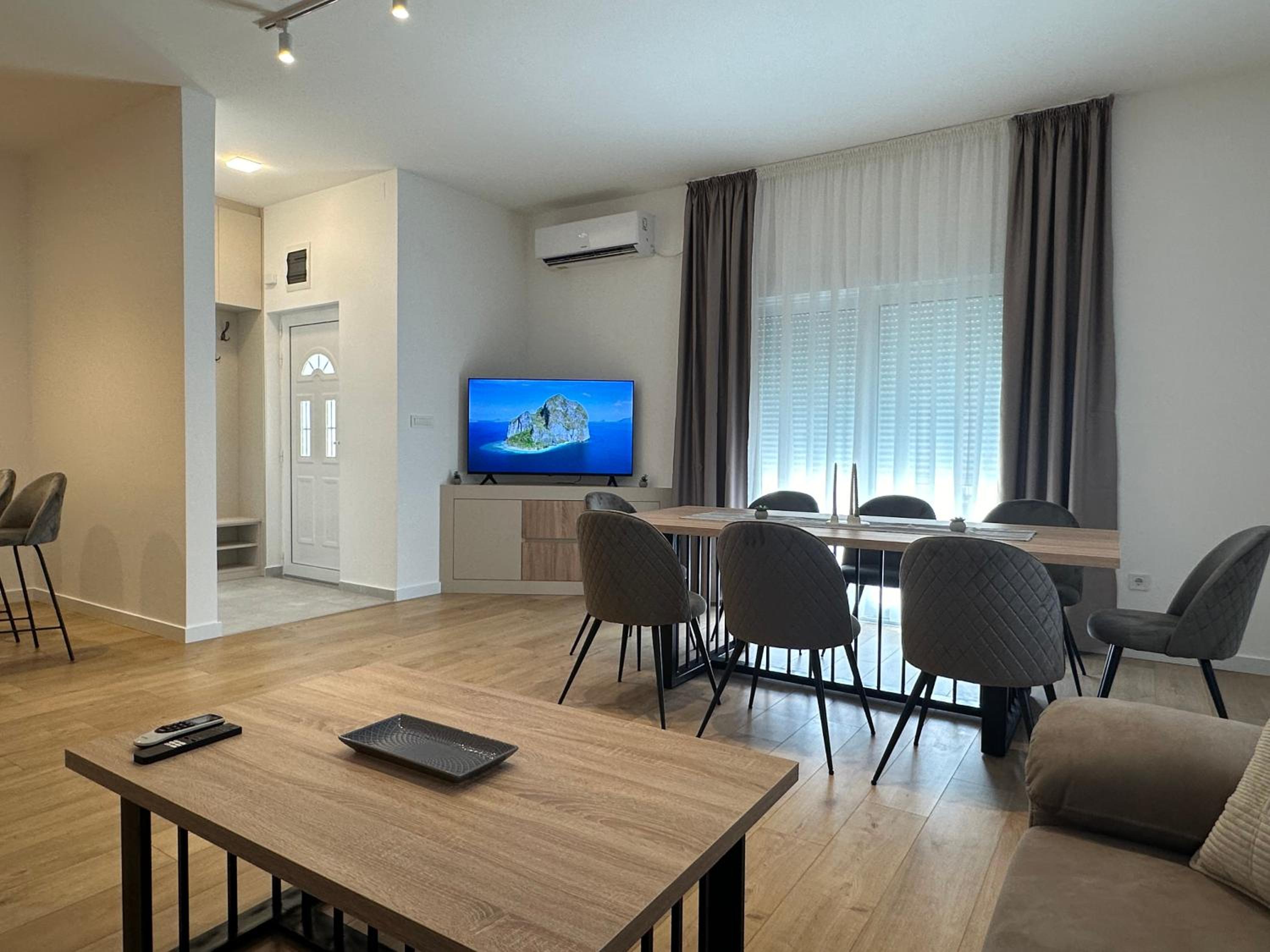 Fratelli Apartments view 4