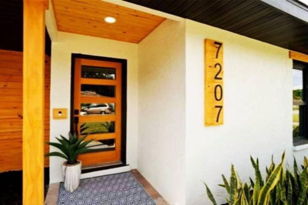 Quiet with easy access Anna Maria Island beaches view 3
