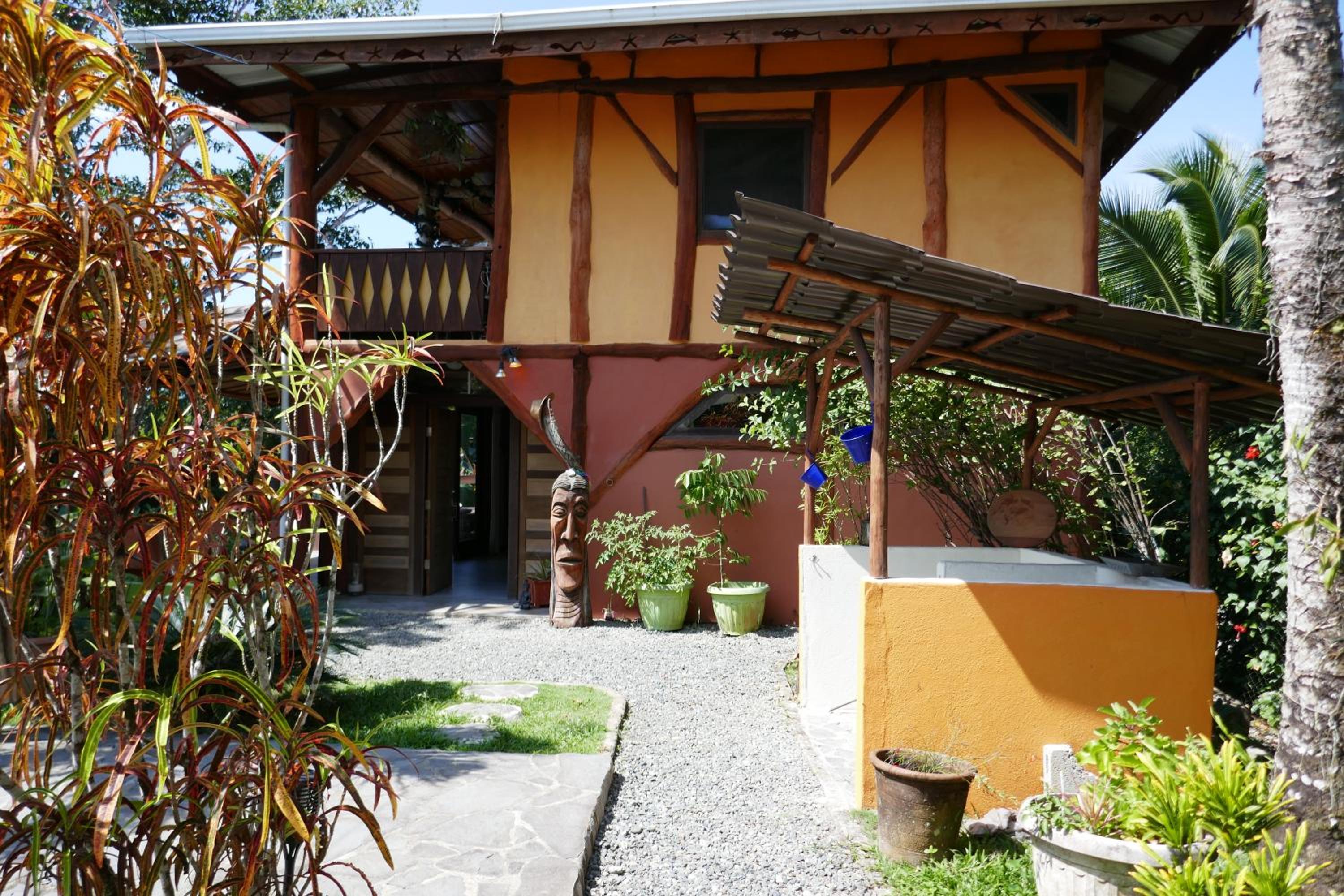 Chalet Tropical