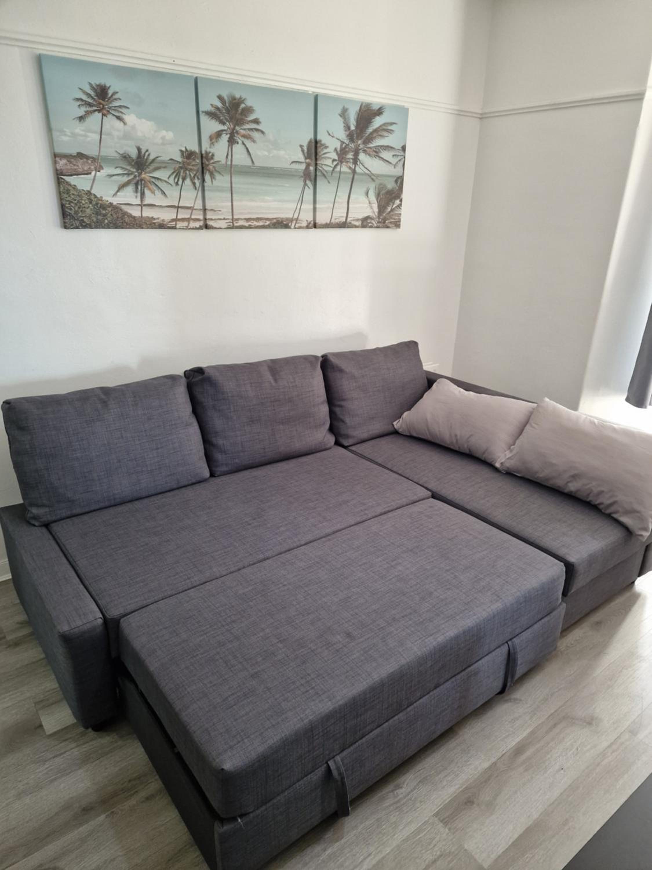 Comfortable 2 bedrooms flat in Oval Central London
