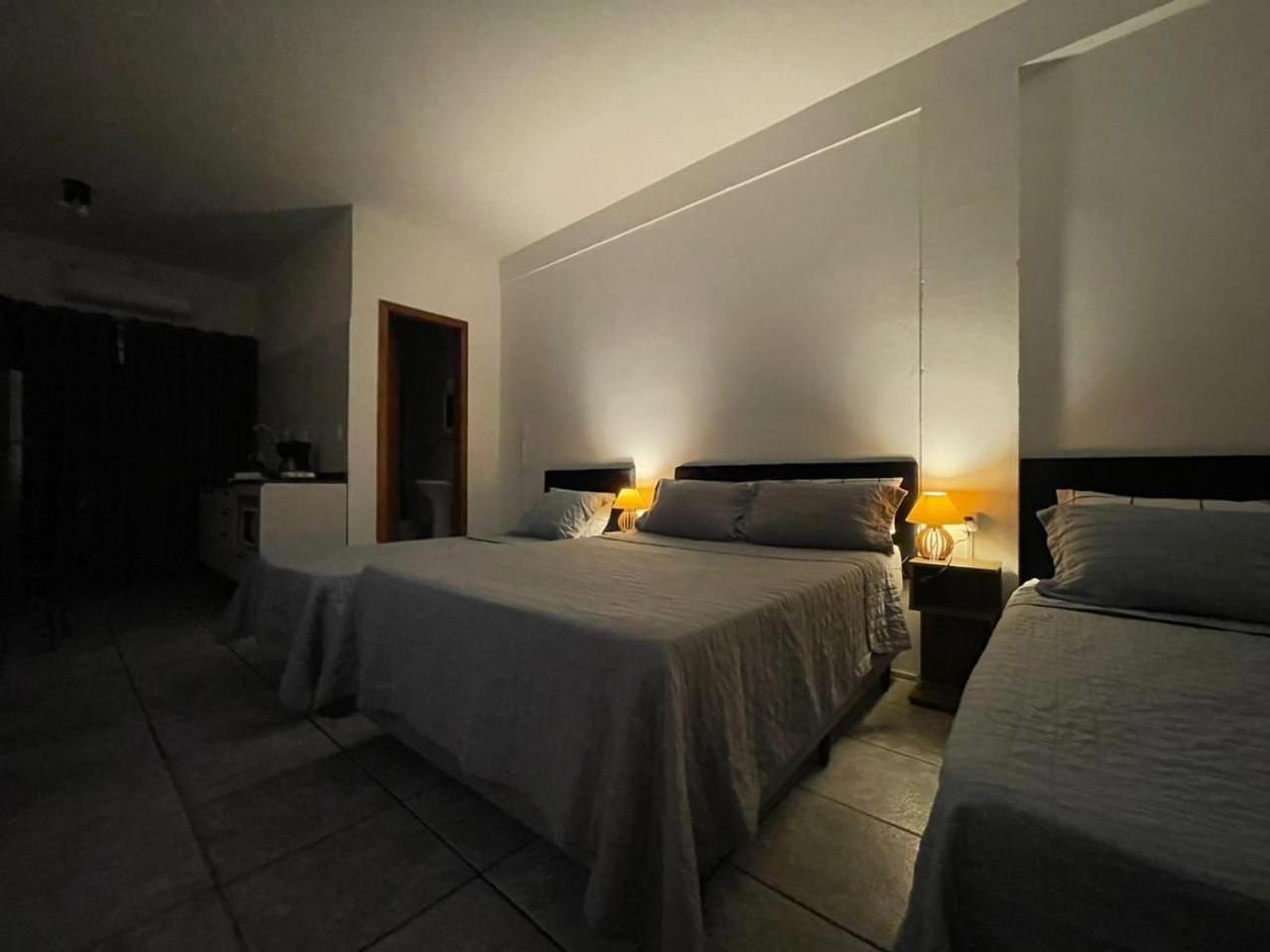 Large Studios 2km from Vila Germanica