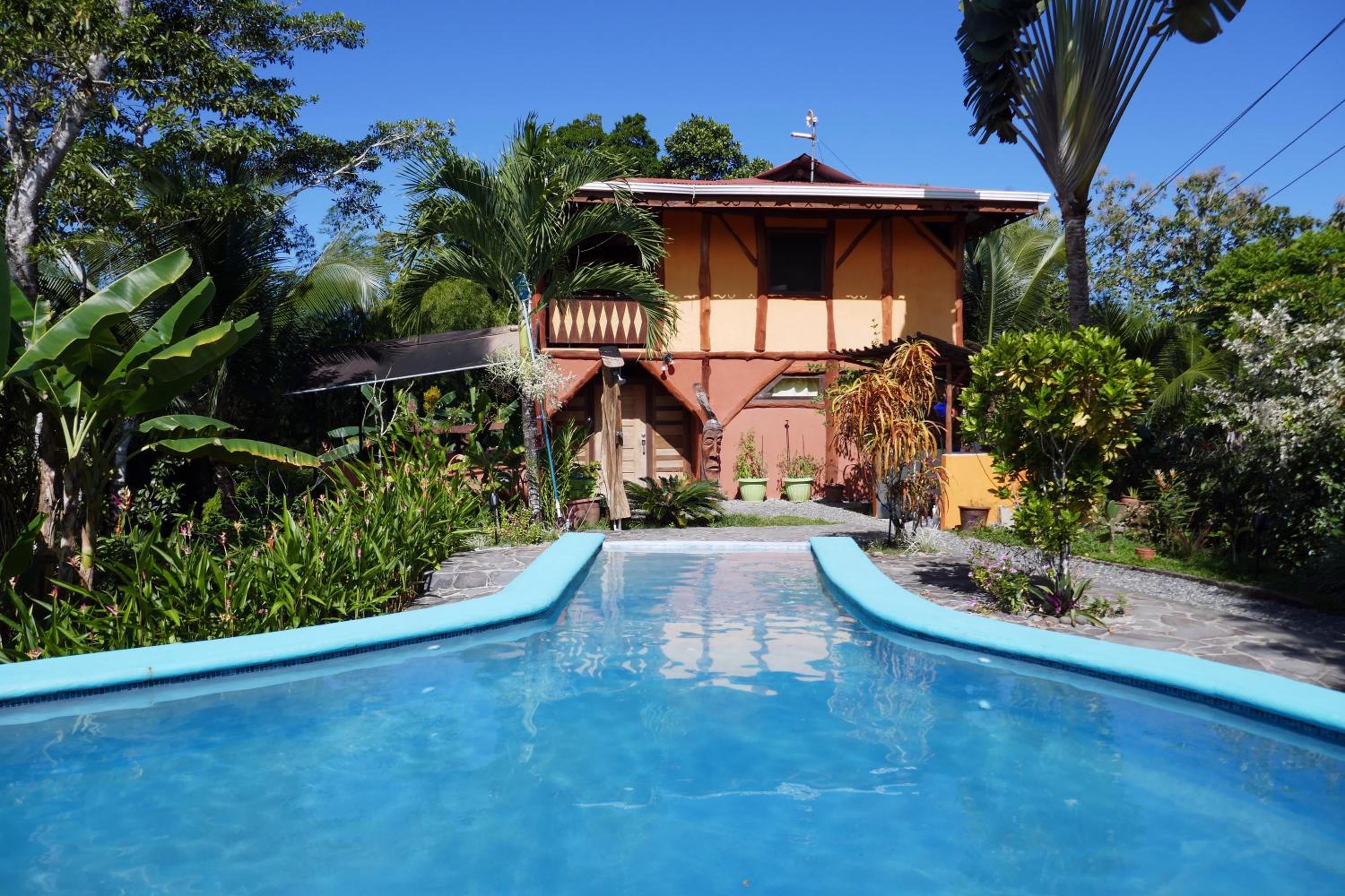 Chalet Tropical