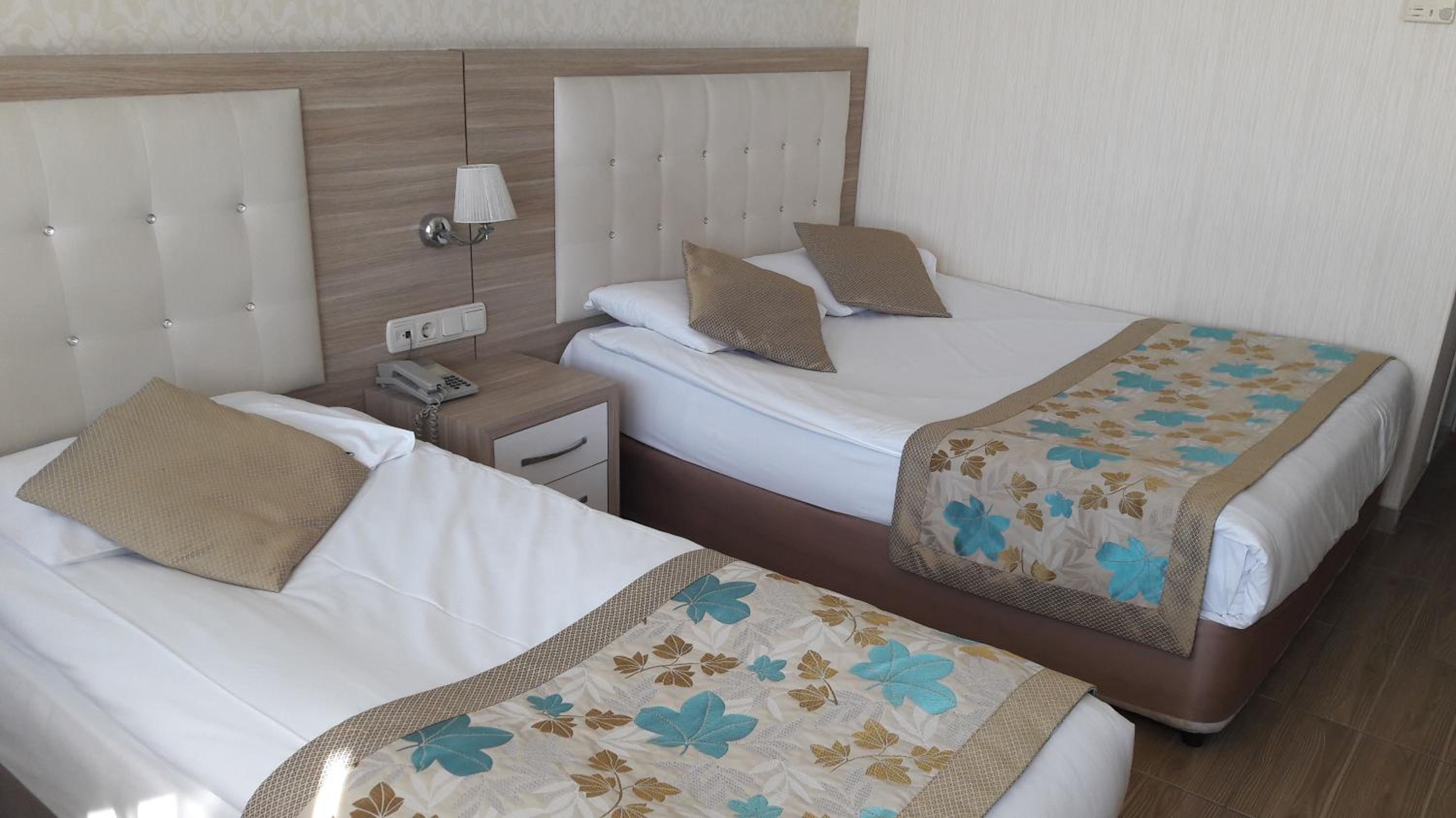 Cender Otel - Image 202