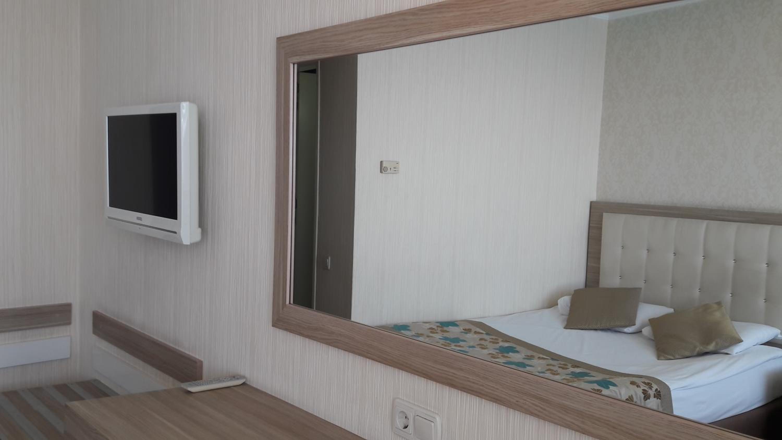 Cender Otel - Image 203