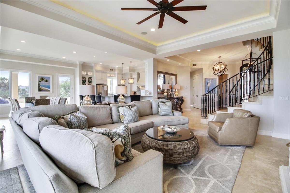 31 Singleton Beach- Oceanfront luxury home, spectacular views & private pool, FREE Activities Included view 4