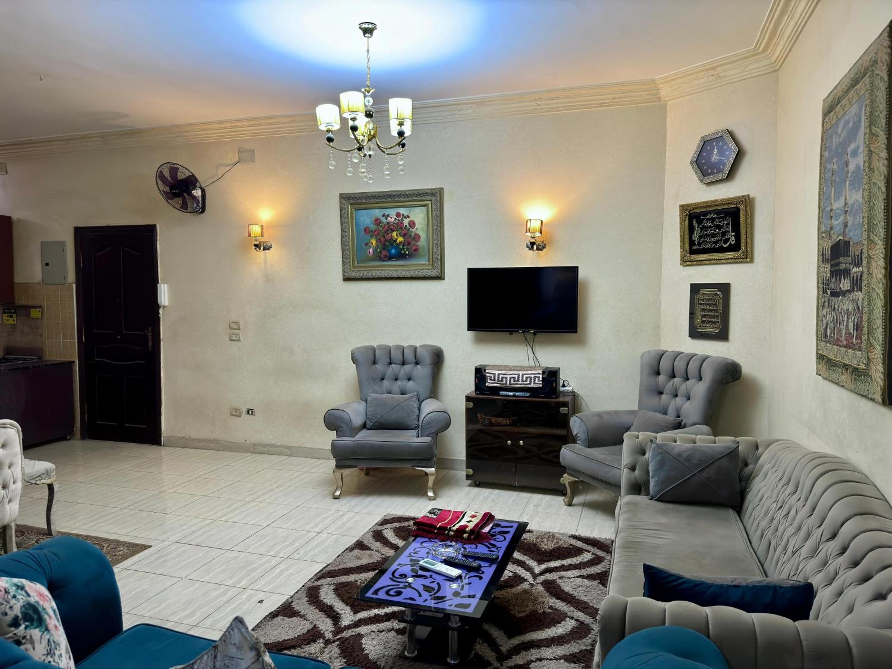 Peaceful Garden-View Apartment in private villa