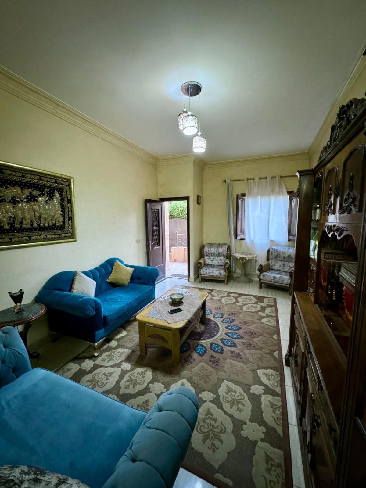 Peaceful Garden-View Apartment in private villa