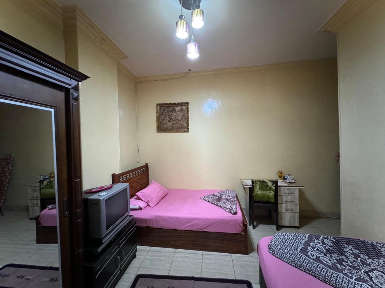 Peaceful Garden-View Apartment in private villa