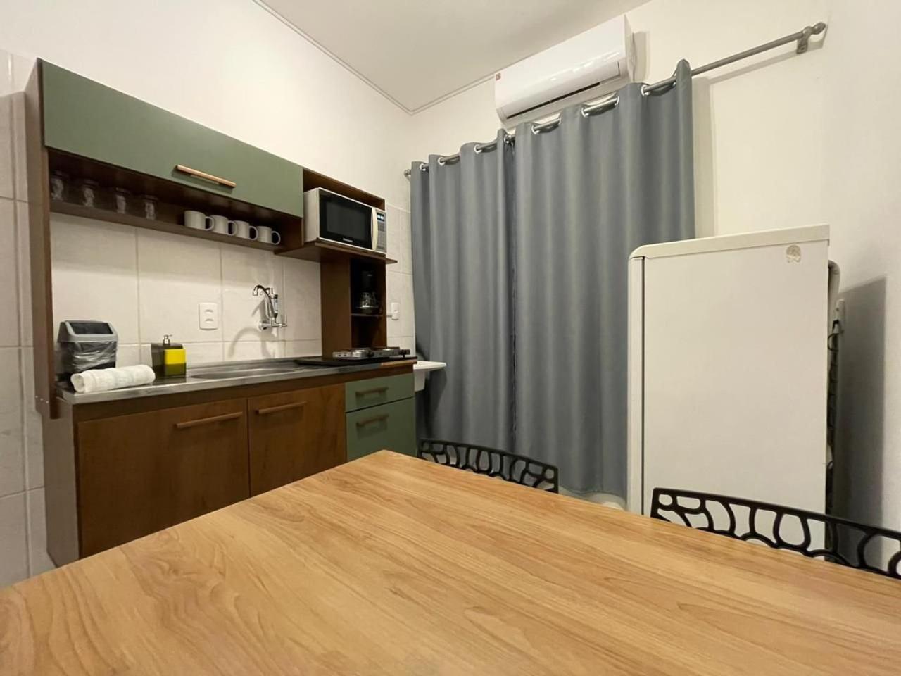 Large Studios 2km from Vila Germanica