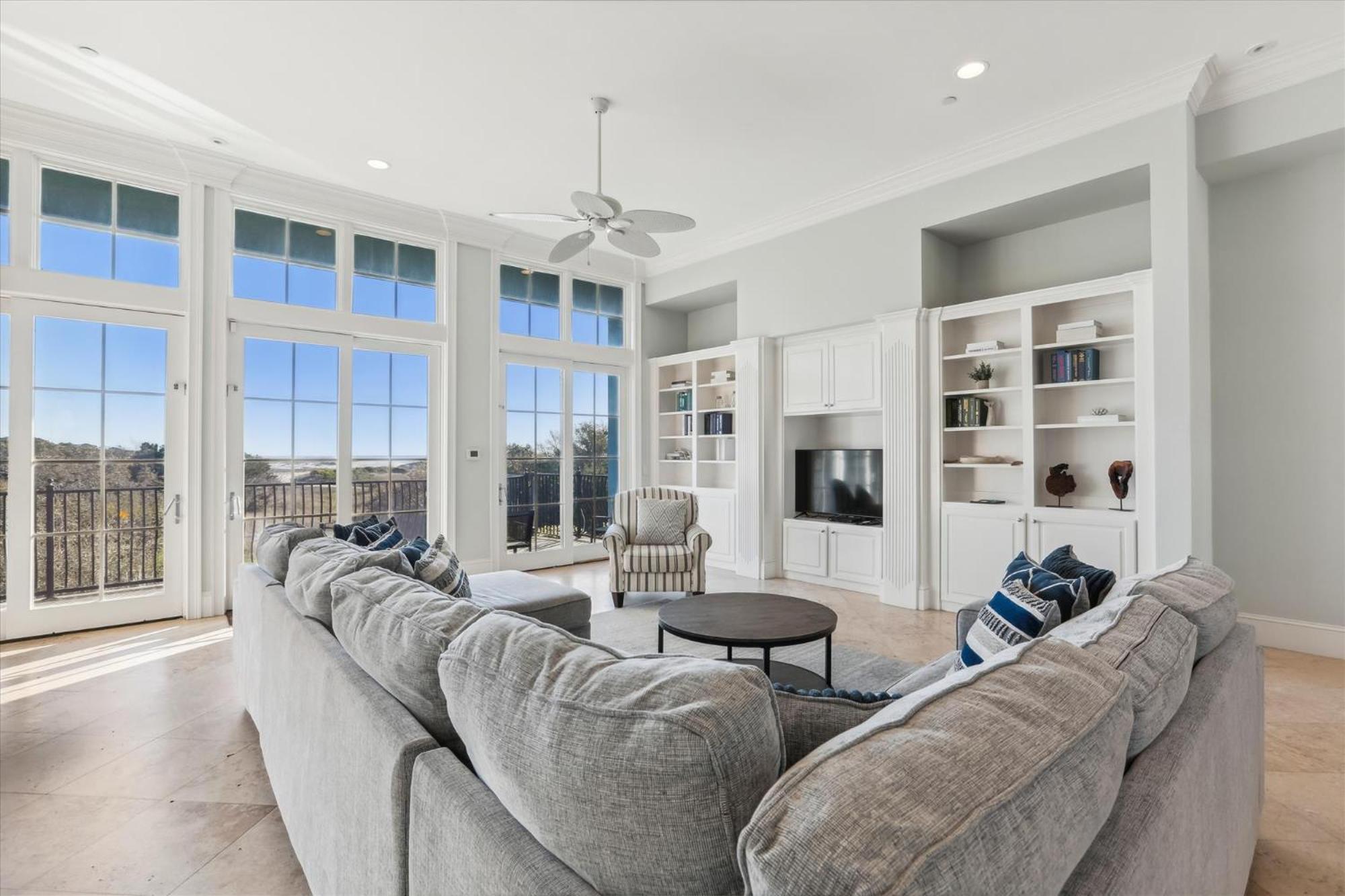 4 Collier Court- Oceanview, Private Pool, Elevator, Pet Friendly, FREE Activities Included view 5
