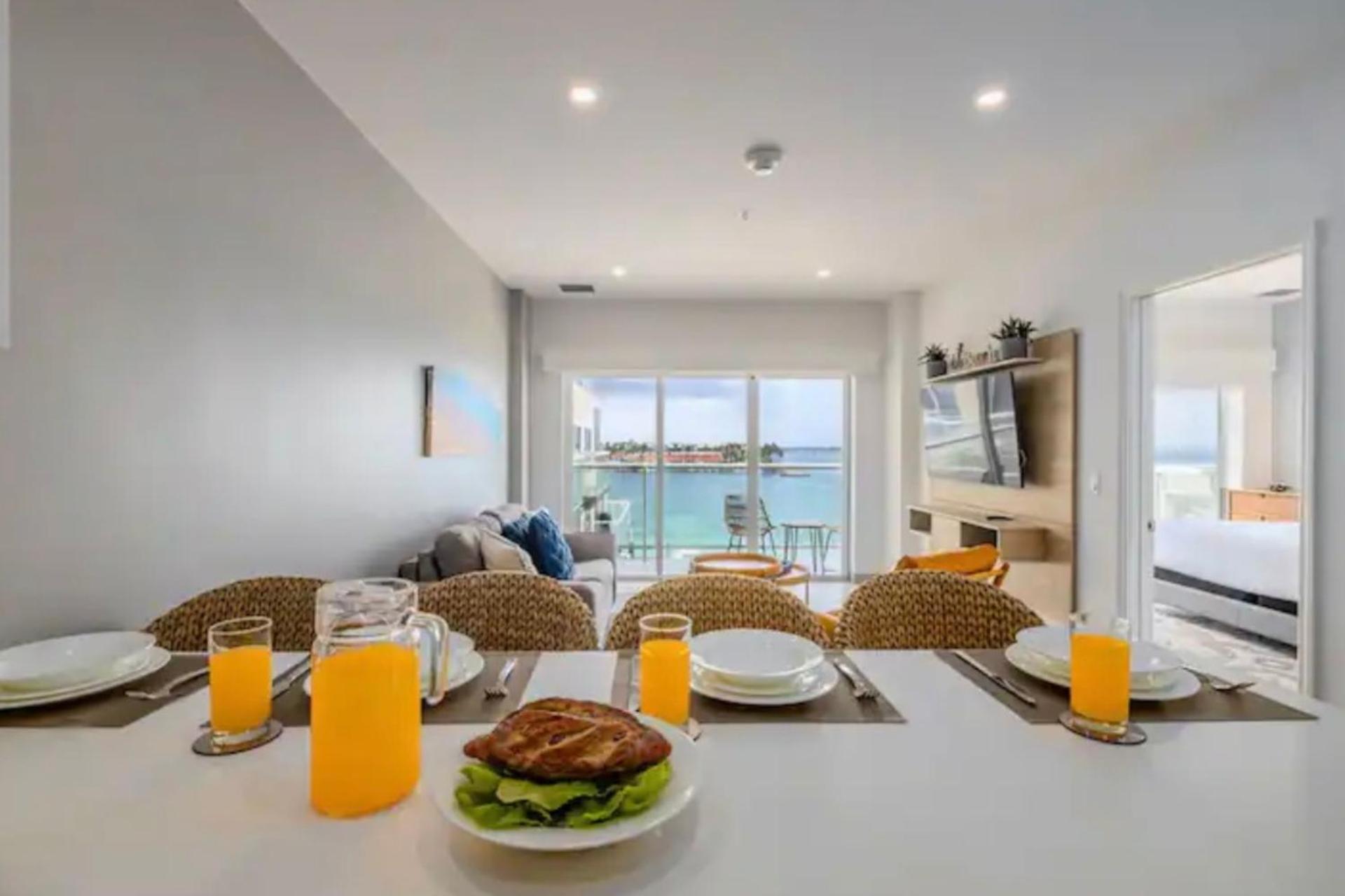 Apartment condo with ocean and harbor views Oranjestad, Aruba