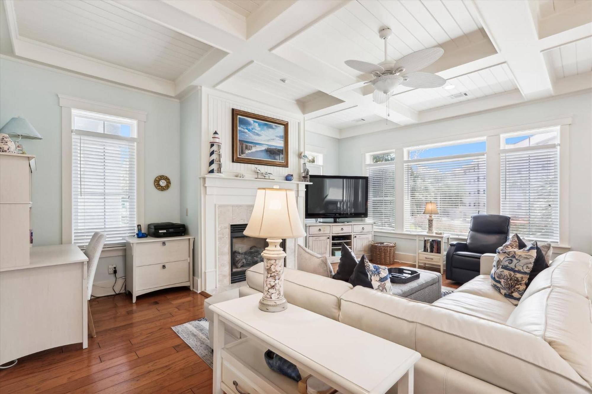 45 Crabline Ct -Near Ocean, Pool, Fenced Backyard, Beach Shuttle, FREE Activities Included view 4