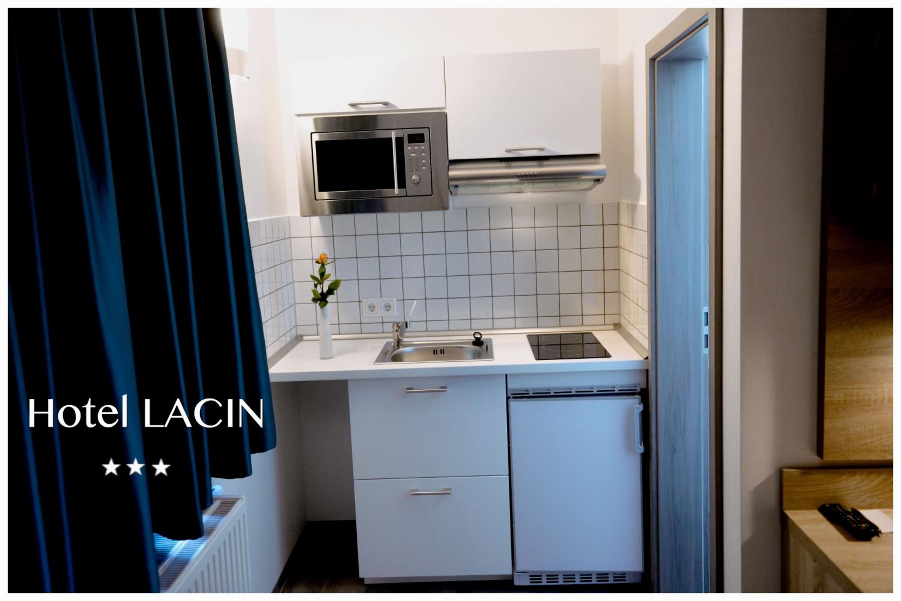 Hotel LACIN - Property Image 2