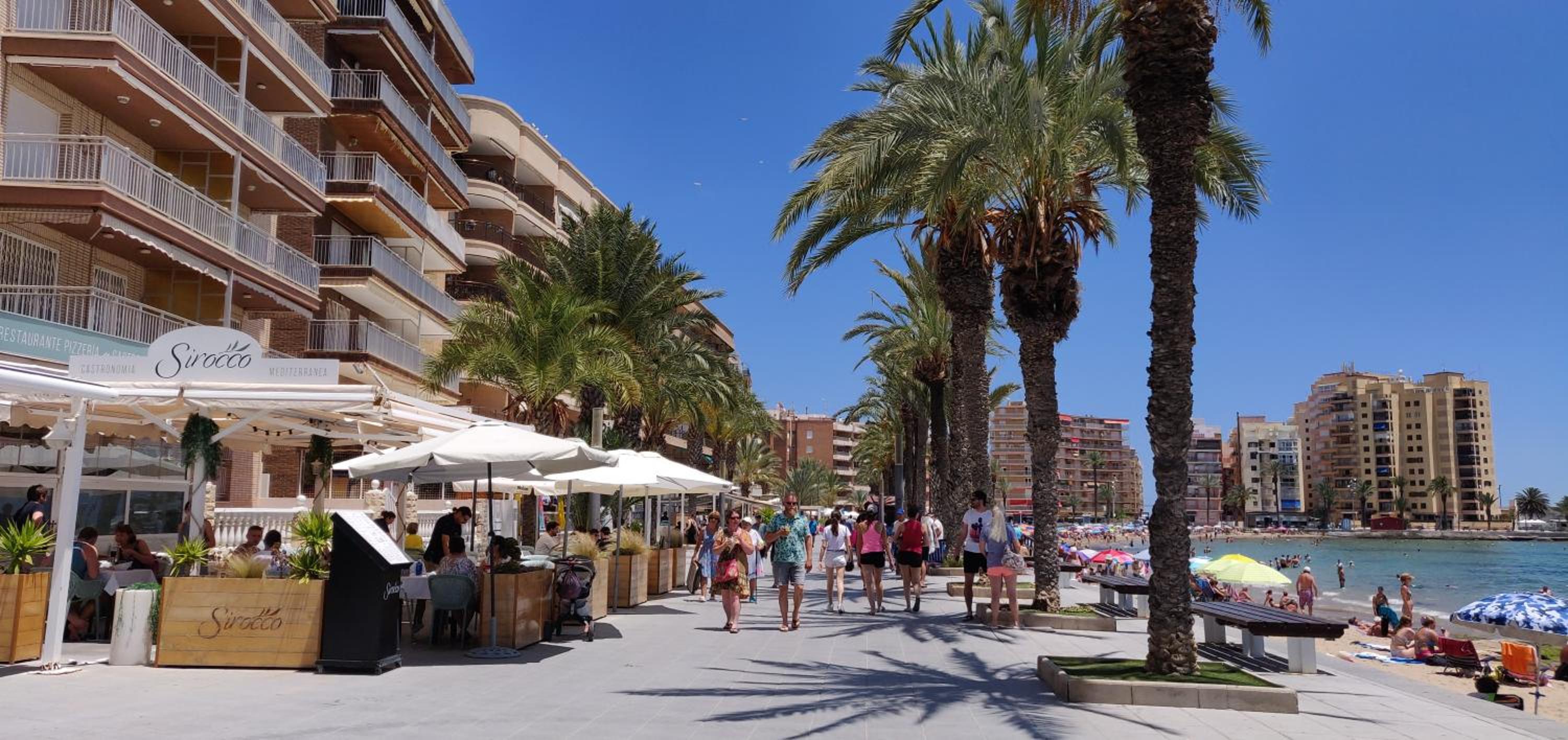 Apartamento Turquesa, 50m to Playa del Cura, Torrevieja view 2