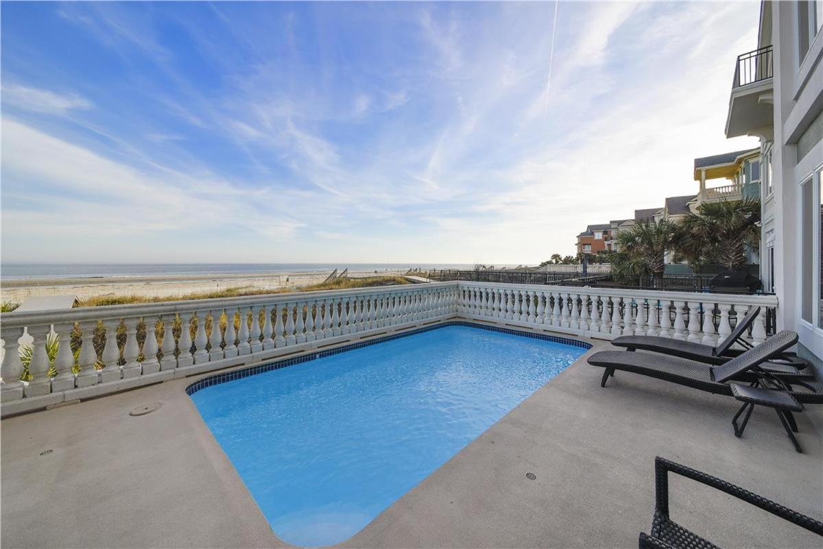6 Collier Beach Road- Oceanfront, Large Pool, Elevator, FREE Activities Included view 2
