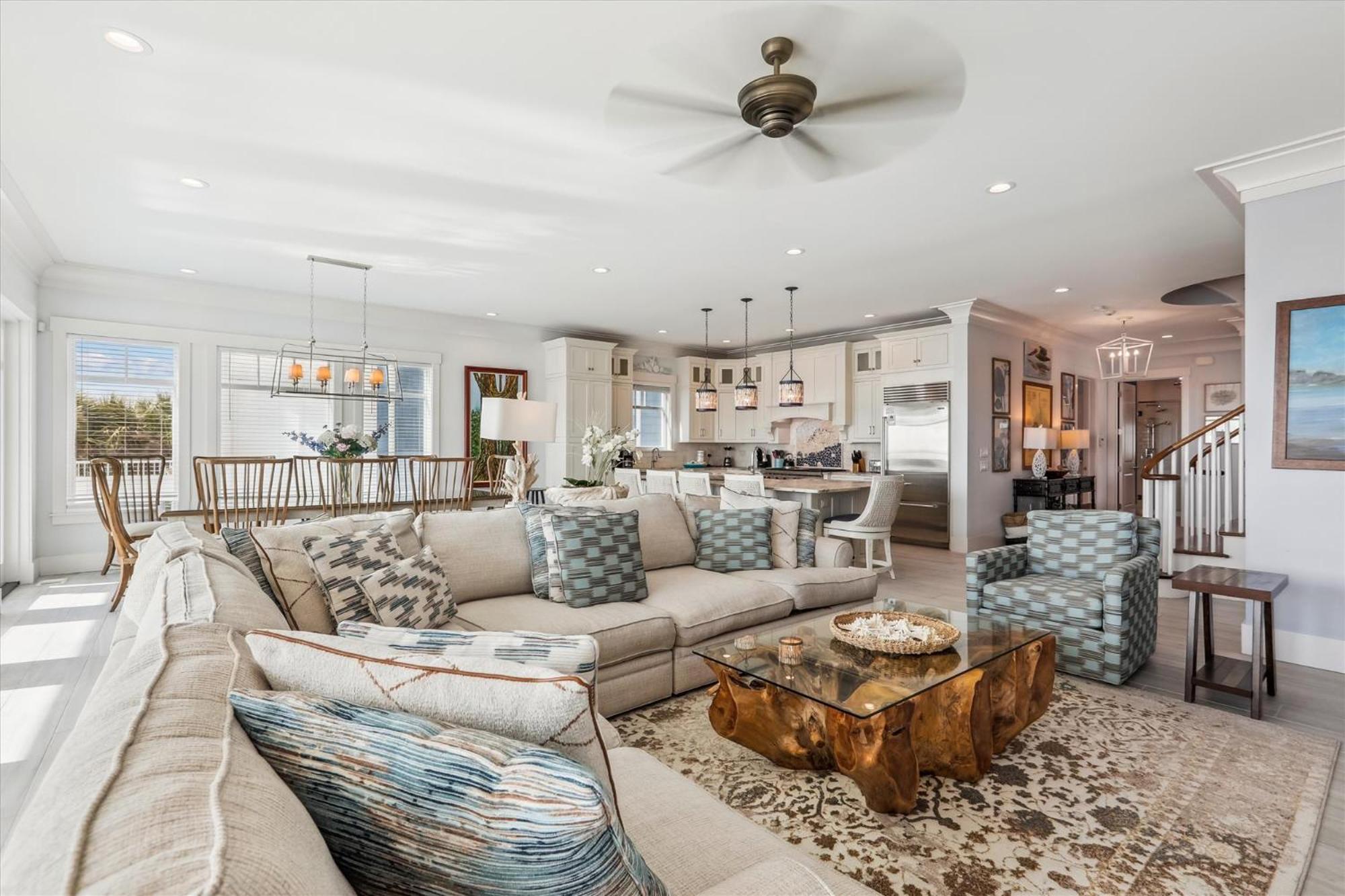 6 Terra Bella Trace- Oceanfront, Elevator, Private Pool, Roof Top, FREE Activities Included