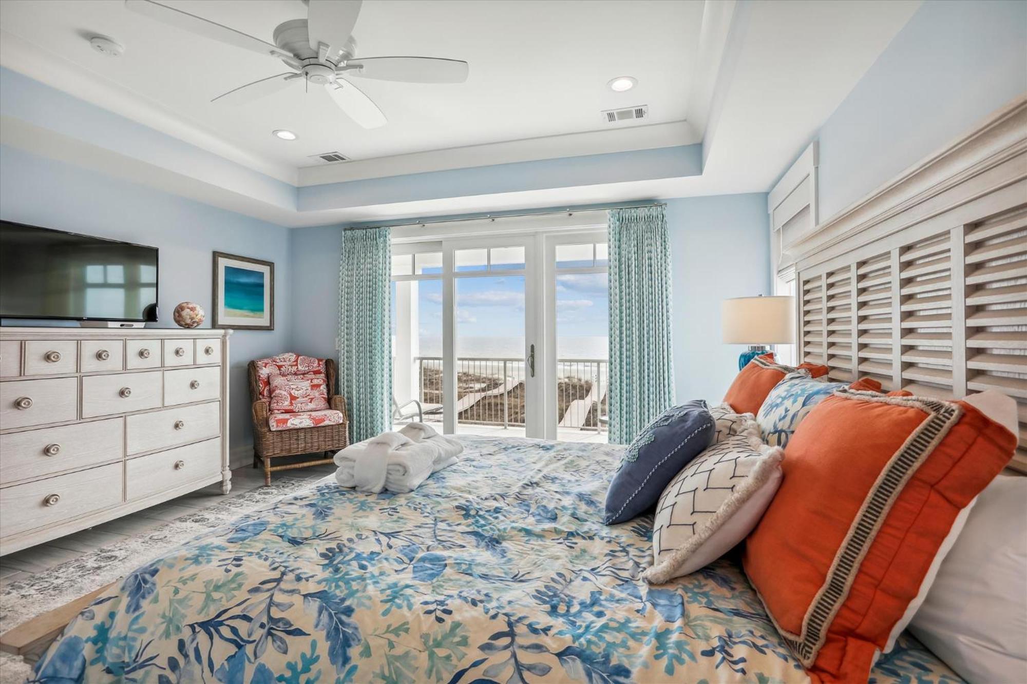 6 Terra Bella Trace- Oceanfront, Elevator, Private Pool, Roof Top, FREE Activities Included