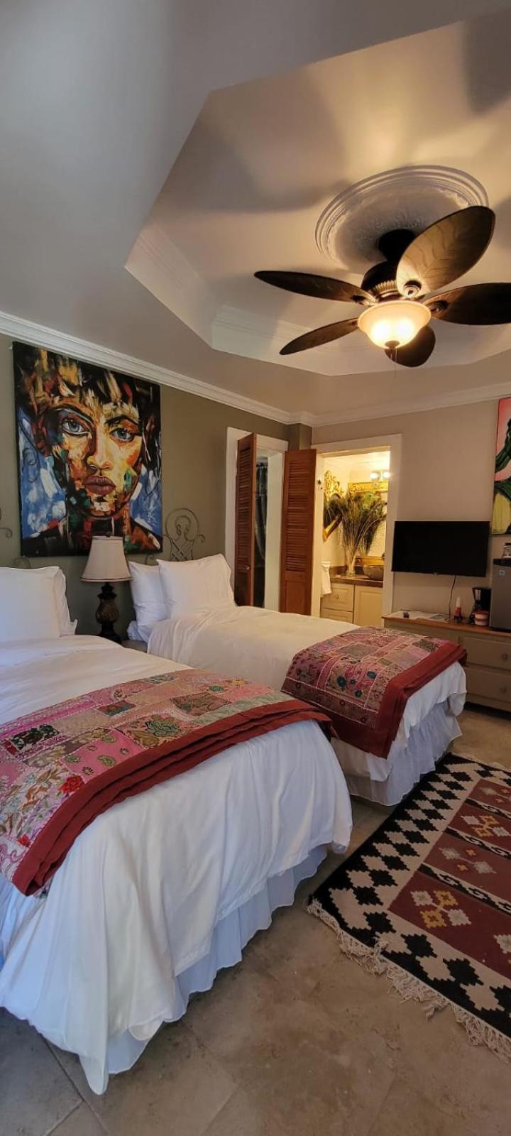 Caye Caulker Boutique Guesthouse 4