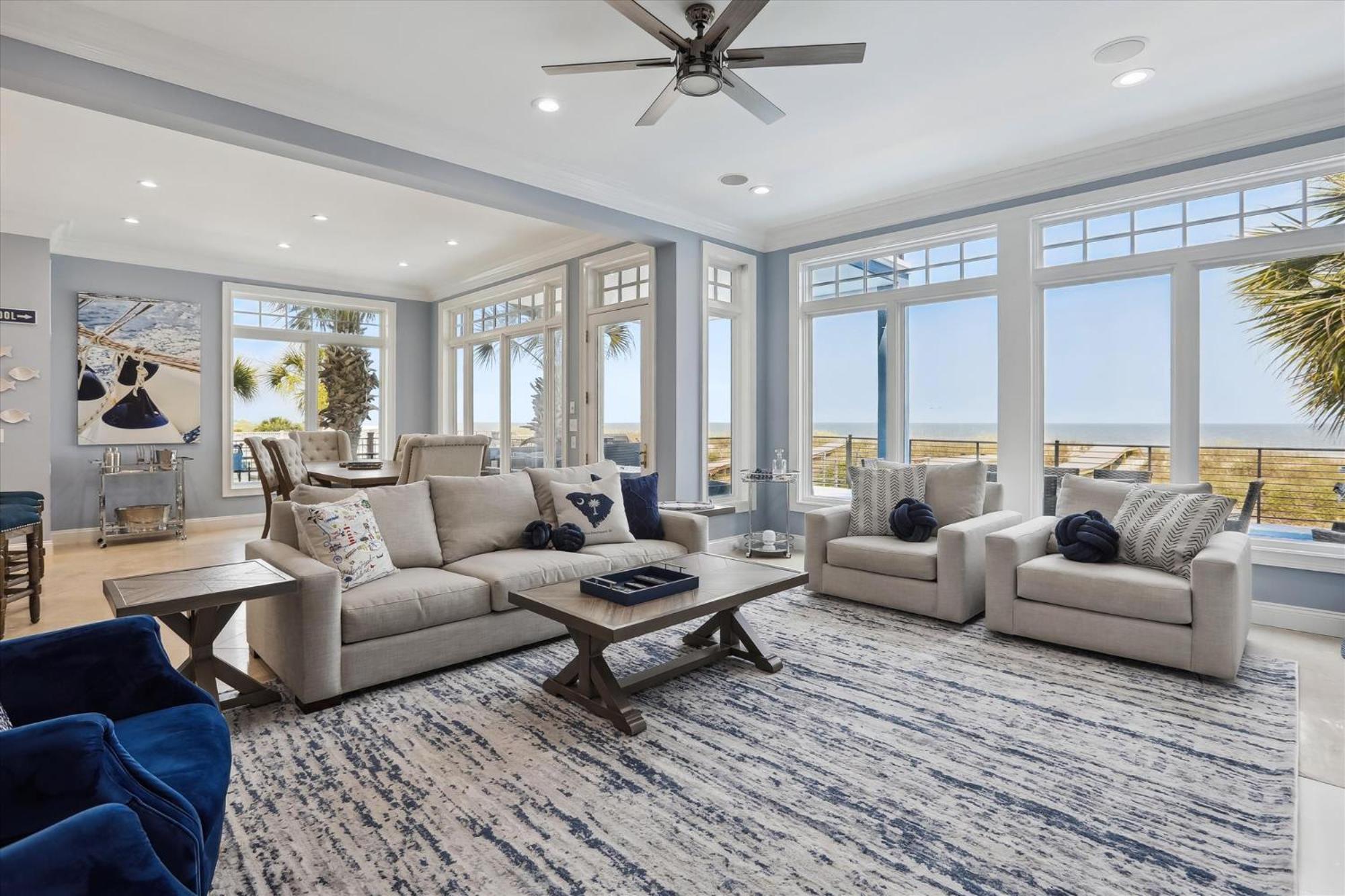 7 Singleton Beach Place- Oceanfront, Private Pool, Renovated, FREE Activities Included
