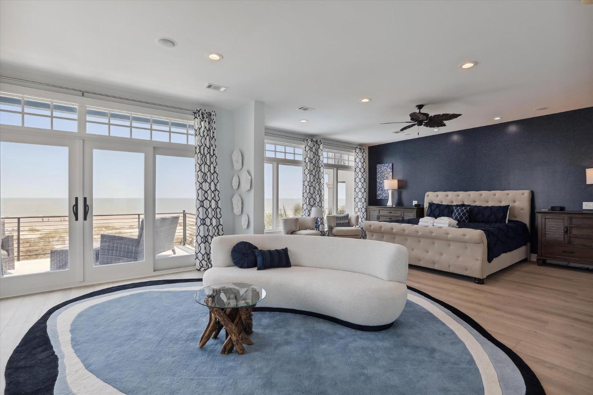 7 Singleton Beach Place- Oceanfront, Private Pool, Renovated, FREE Activities Included