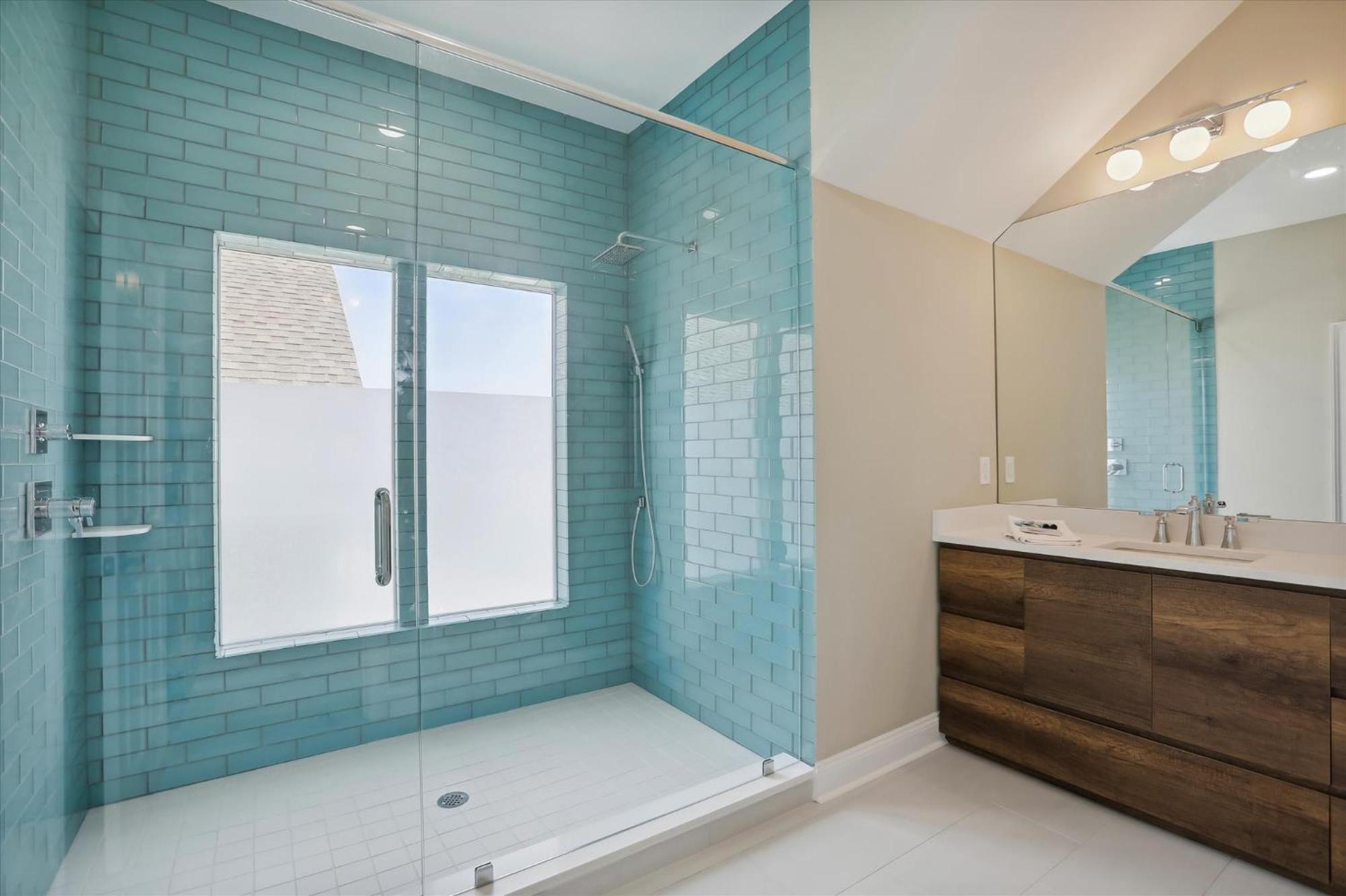7 Singleton Beach Place- Oceanfront, Private Pool, Renovated, FREE Activities Included