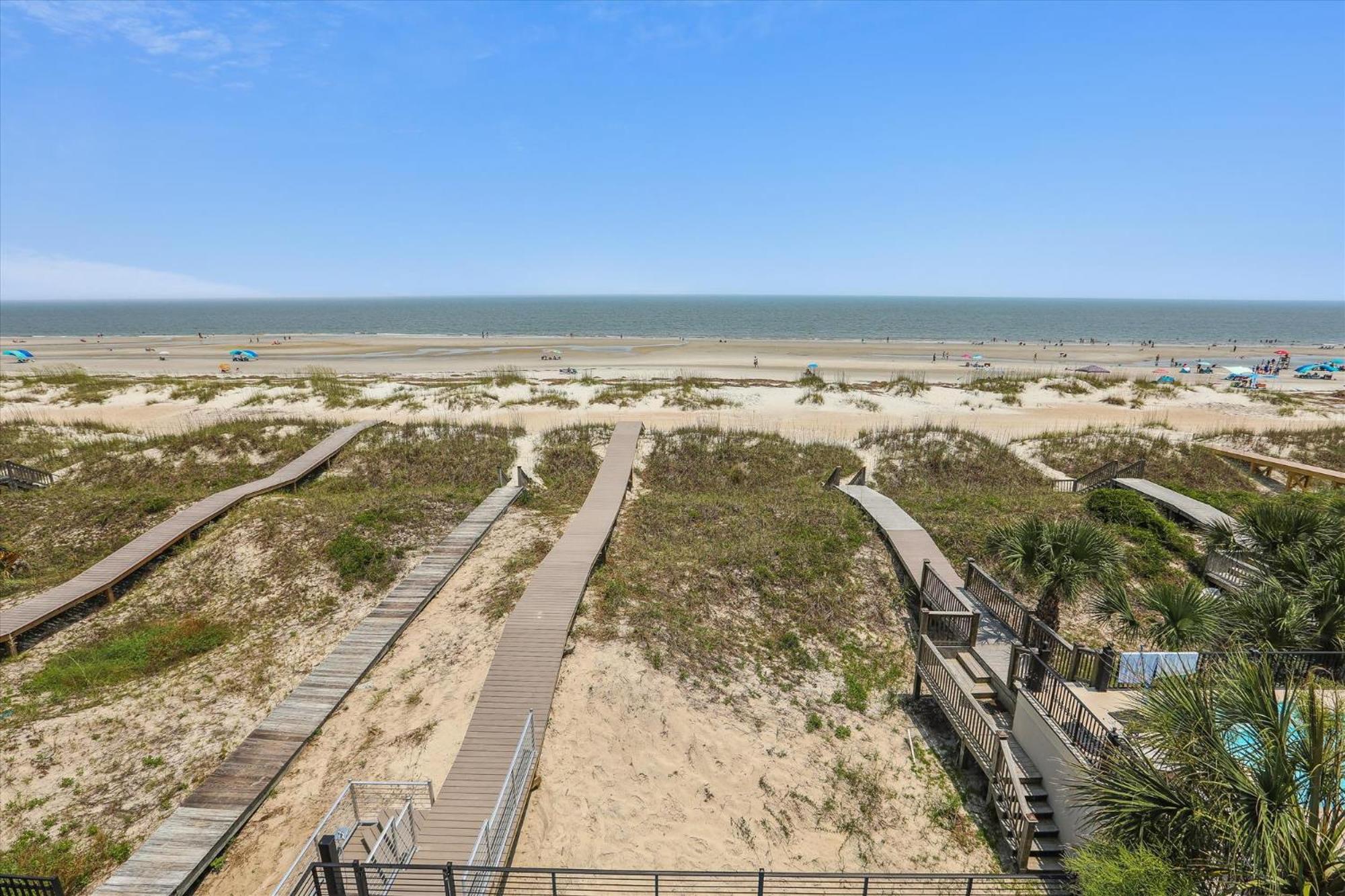 7 Singleton Beach Place- Oceanfront, Private Pool, Renovated, FREE Activities Included