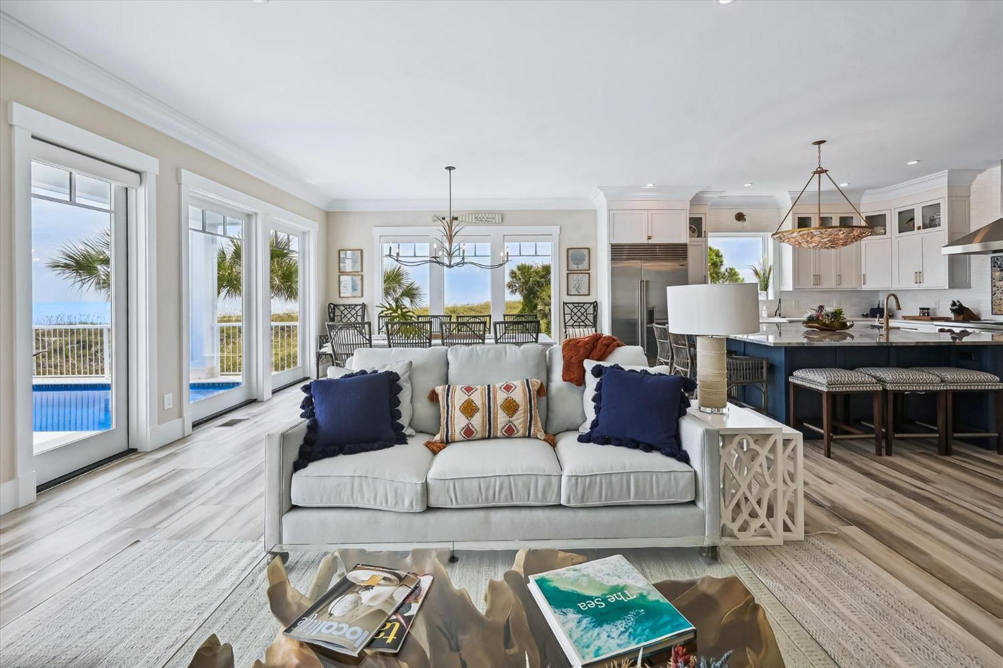 8 Terra Bella Trace- Oceanfront, 6 Primary Rooms, Pool, Roof Top, FREE Activities Included view 5