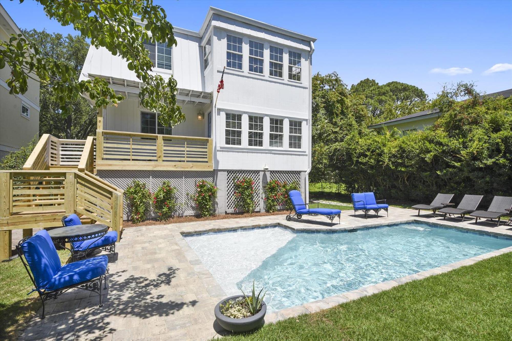7 Periwinkle Lane- Close to Beach, Pool, Great Location, Dogs OK, FREE Activities Included view 3