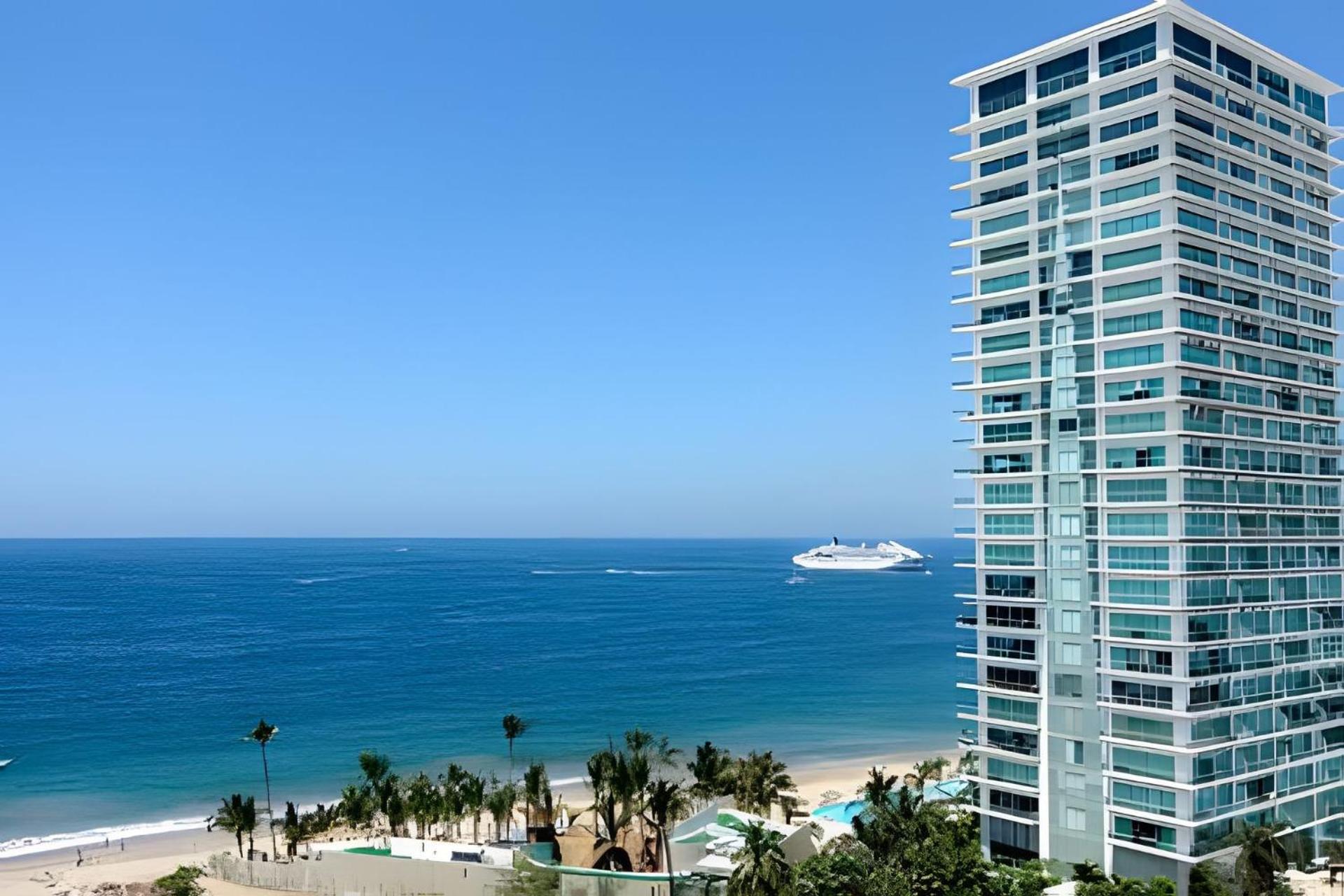 Exquisite Oceanfront Condo outstanding experience!