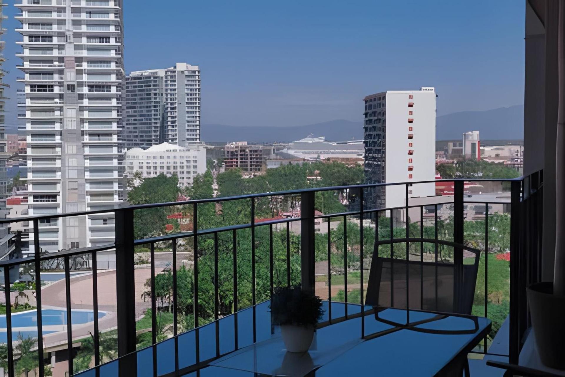 2Condo Beach with Balcony Sharing - outstanding! view 2