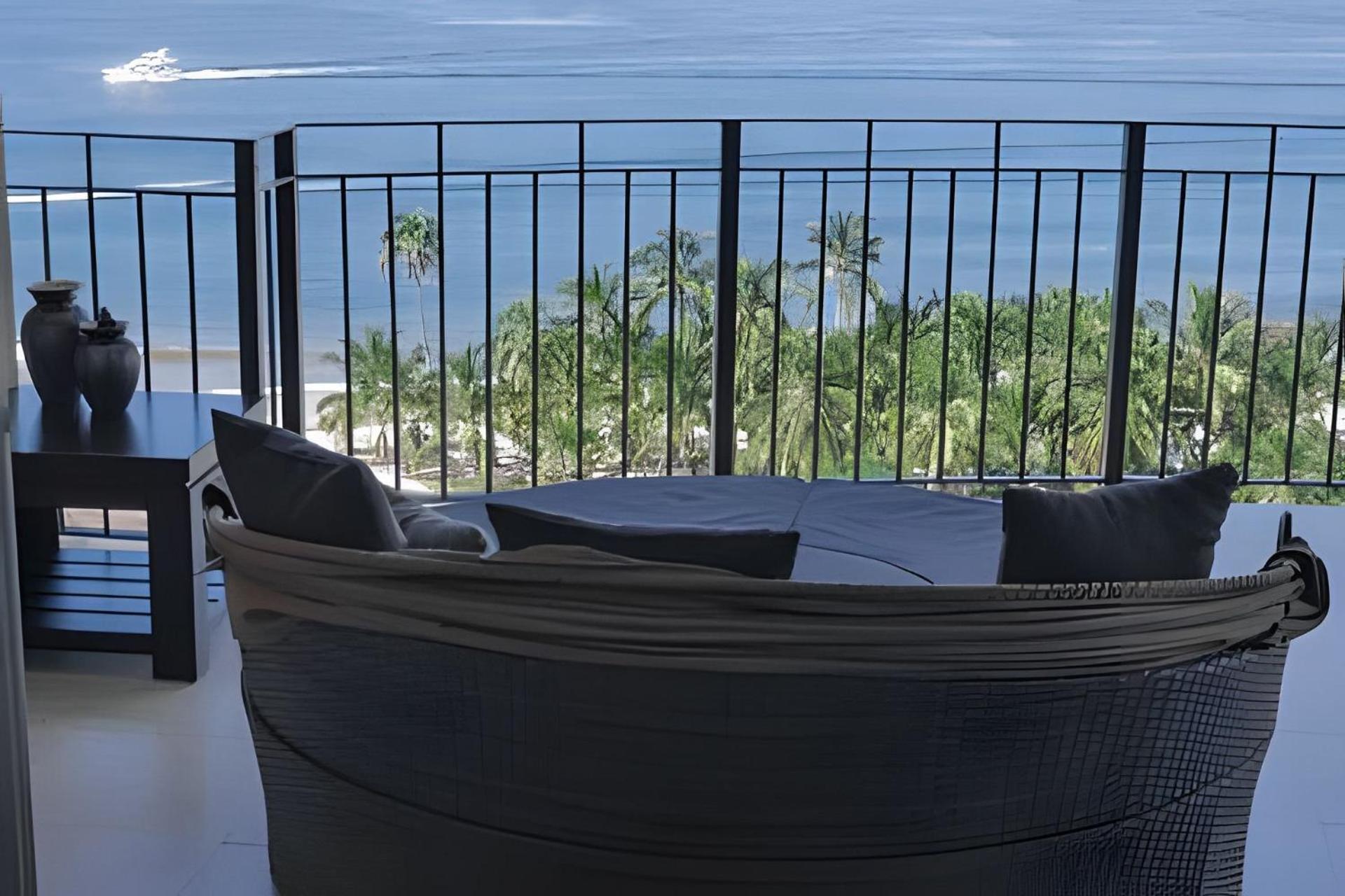 2Condo Beach with Balcony Sharing - outstanding! view 3