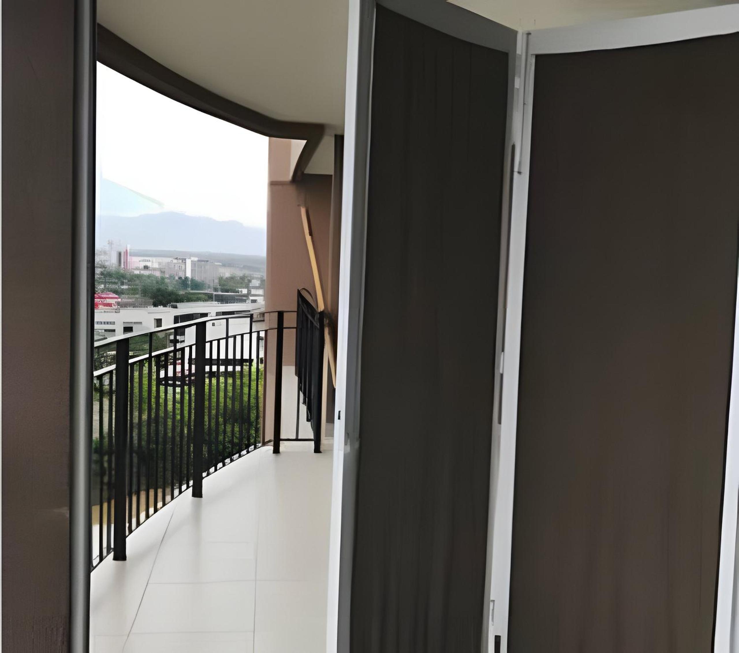 2Condo Beach with Balcony Sharing - outstanding! view 5