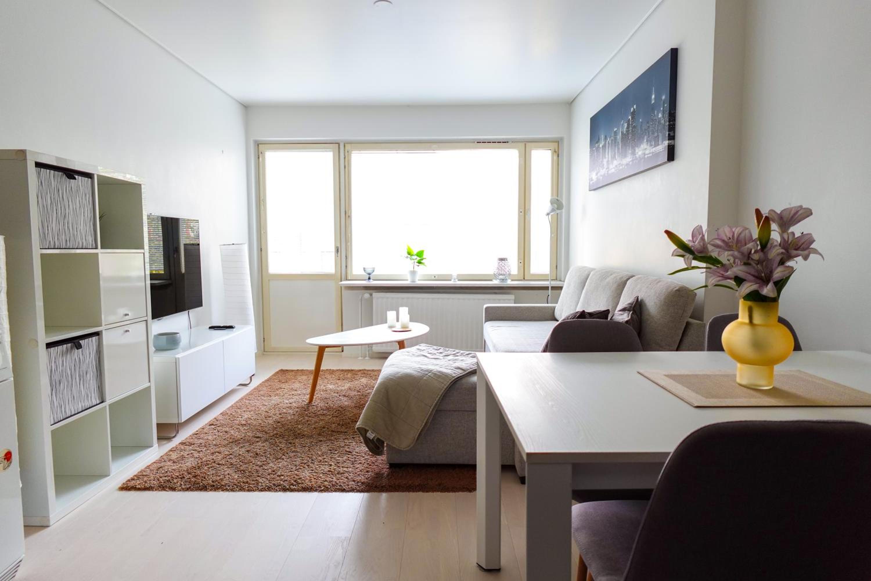 GuestFirst- Vibrant Helsinki Stay 5 Min to Design District