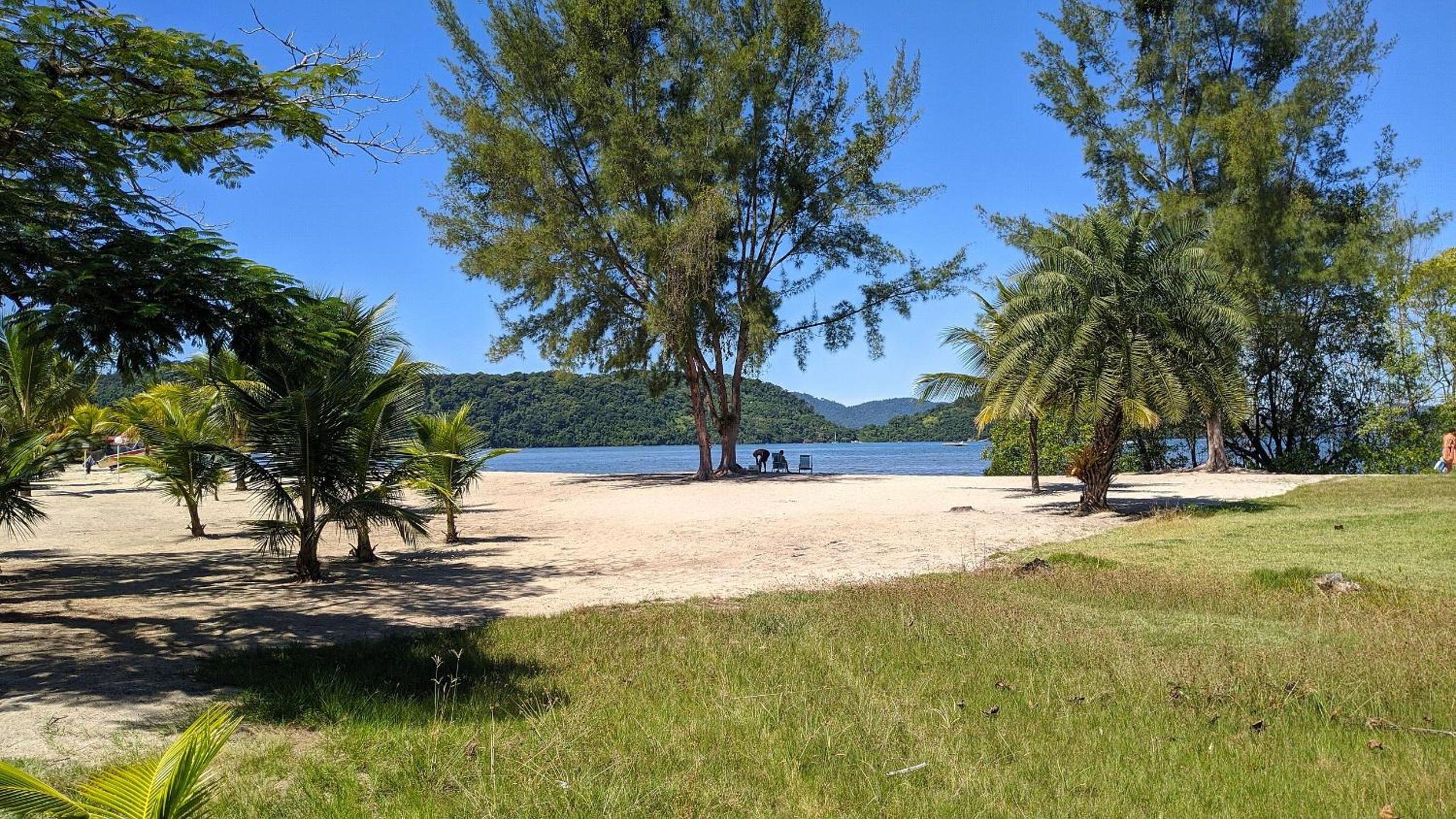 3 Praias, Apartamentos, Piscinas, Luxo - Angra Temporada