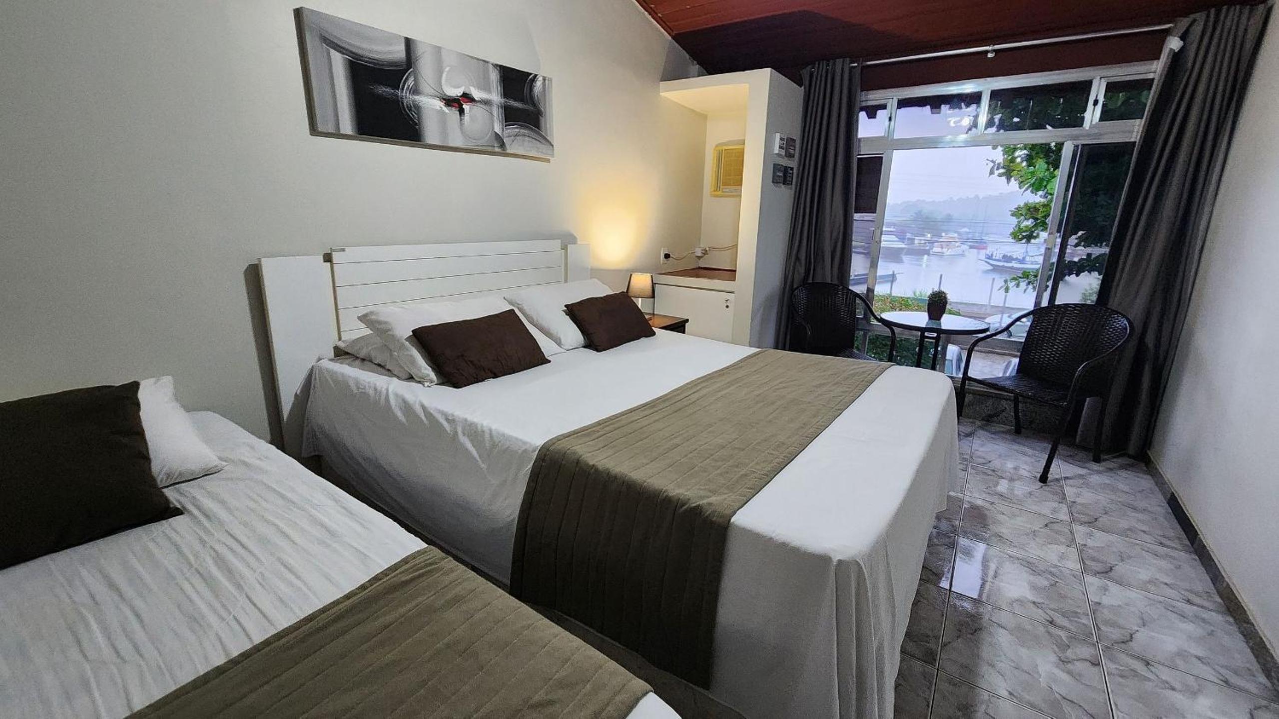 3 Praias, Apartamentos, Piscinas, Luxo - Angra Temporada