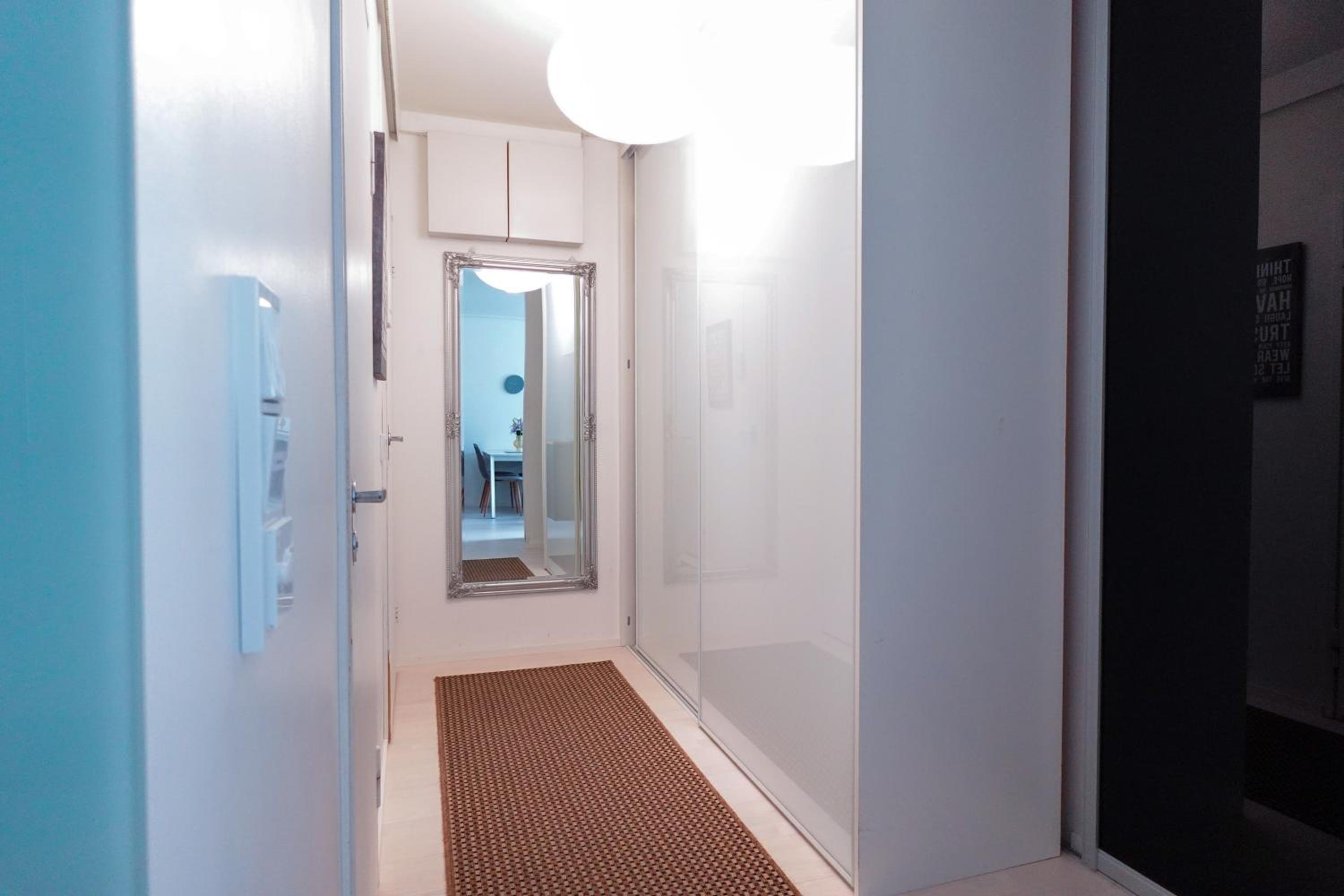 GuestFirst- Vibrant Helsinki Stay 5 Min to Design District