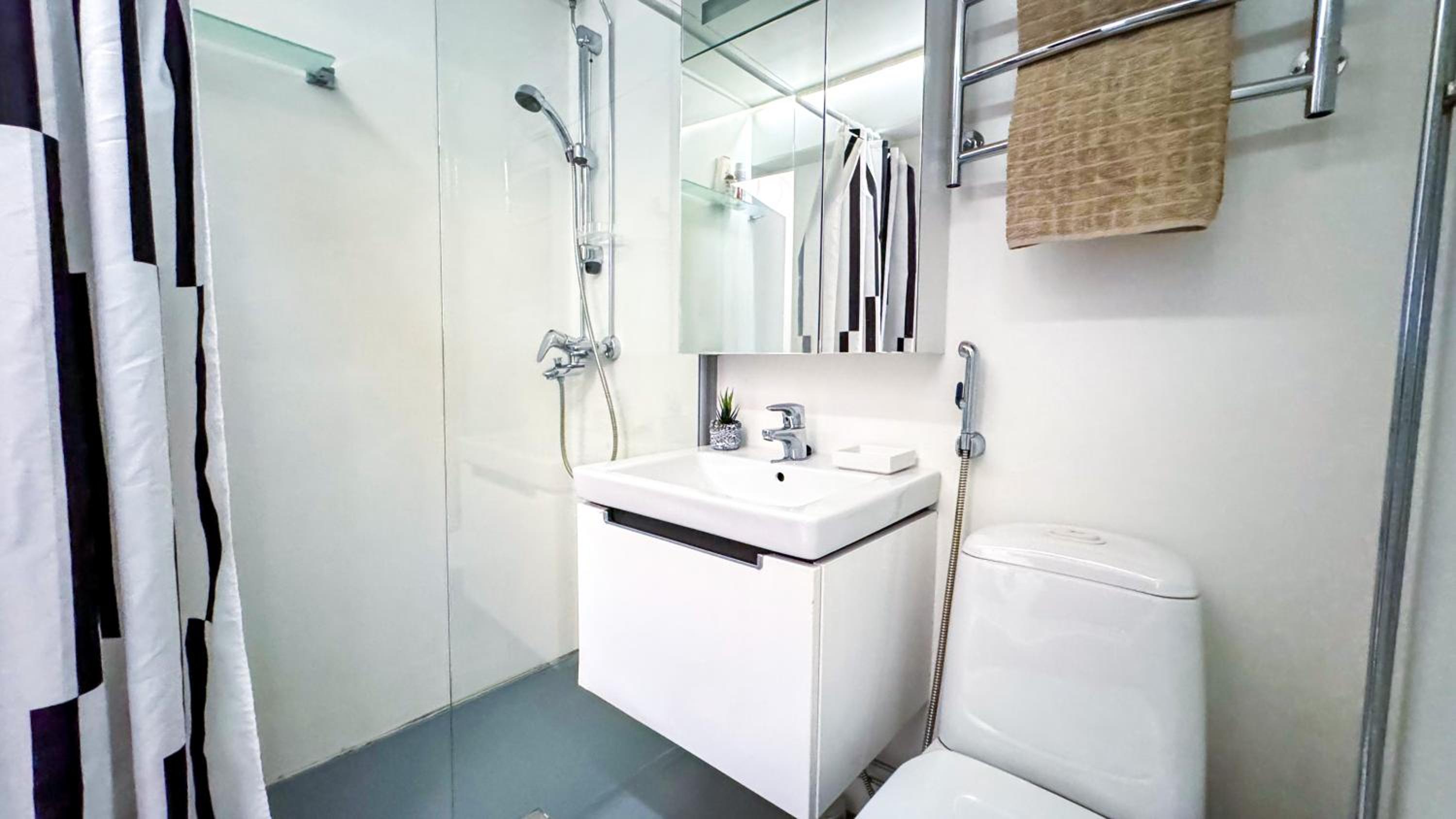 GuestFirst- Vibrant Helsinki Stay 5 Min to Design District