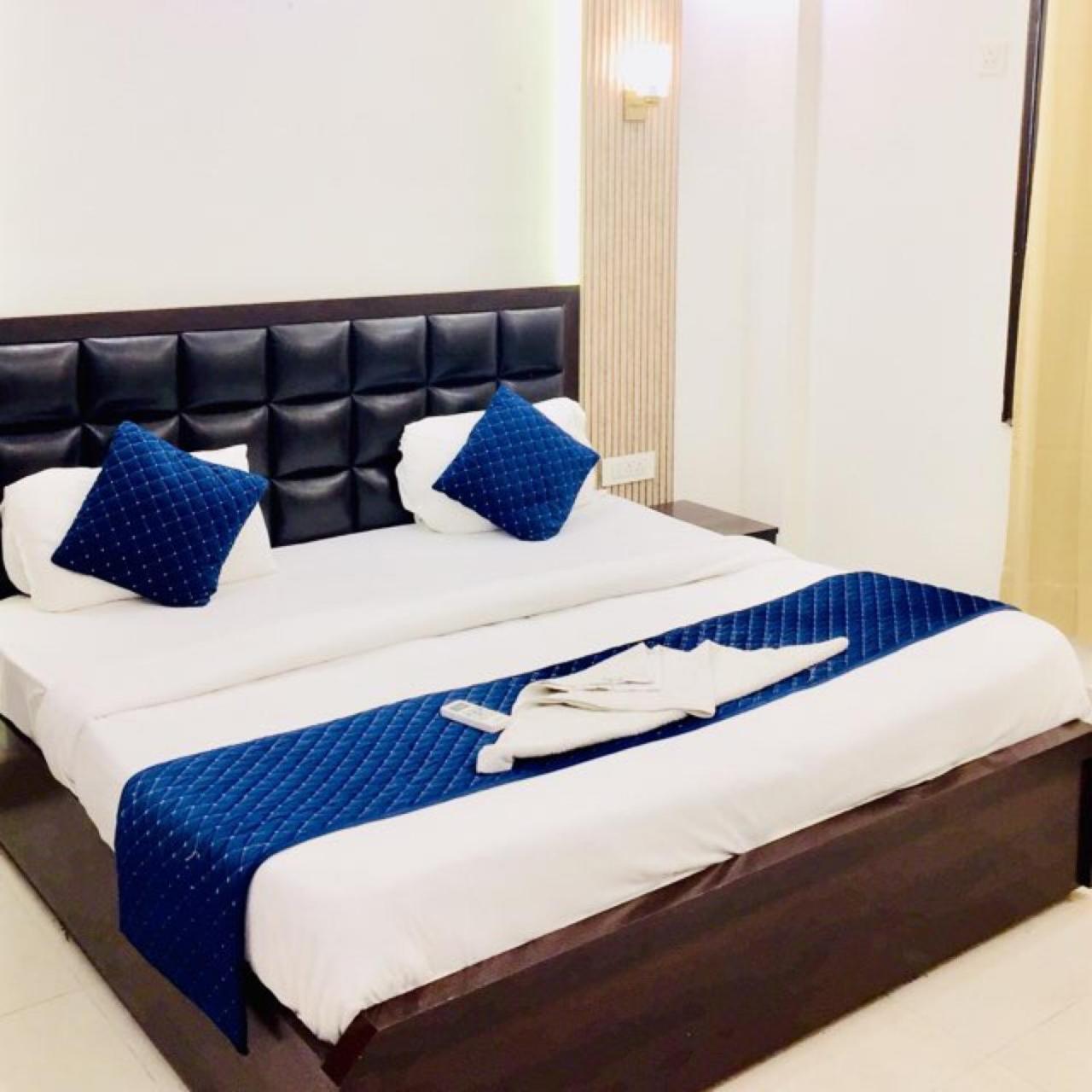 Hotel 79 - Hotel & serviced apartments medanta gurugram view 2