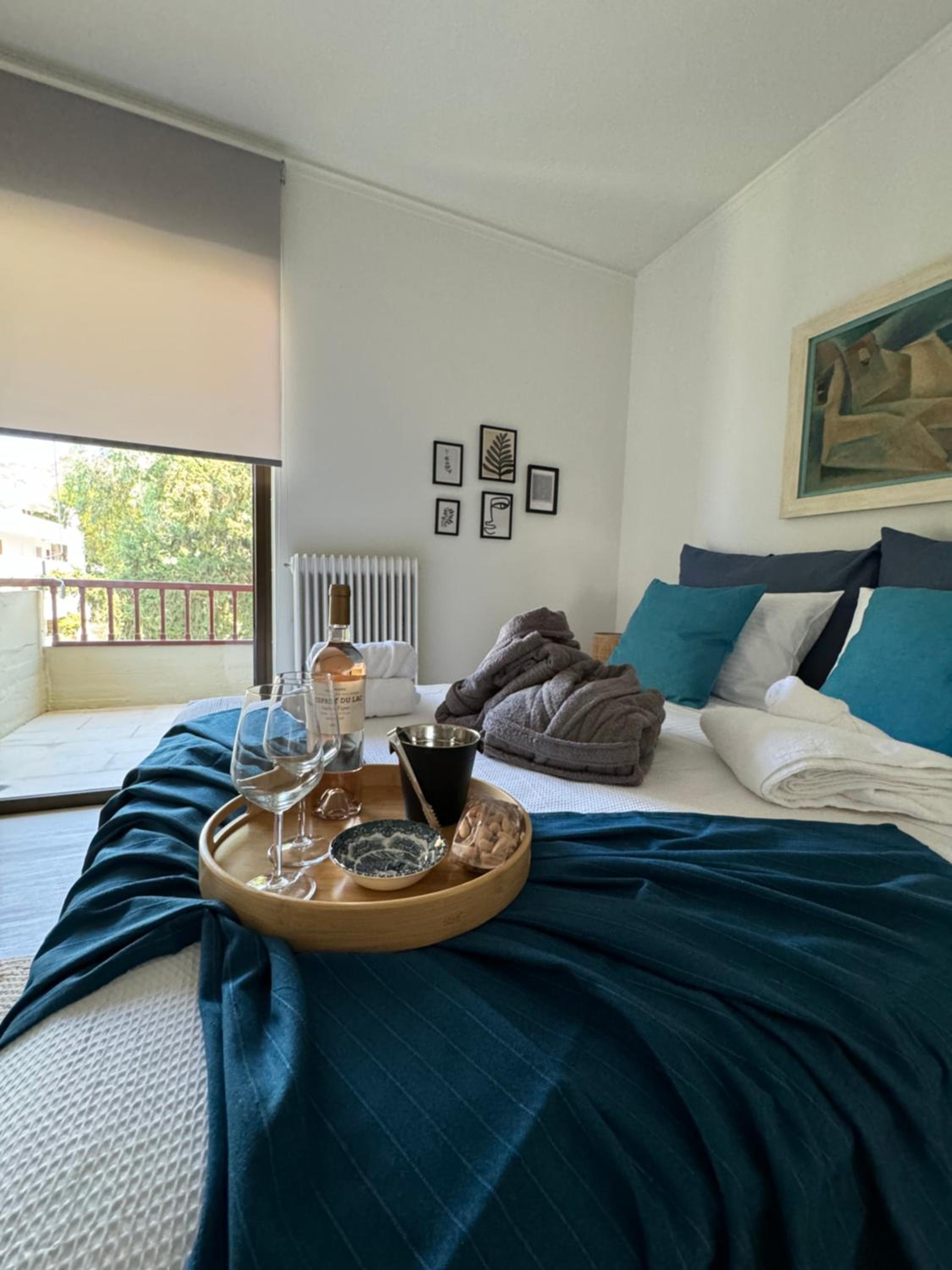 The rock view apartment