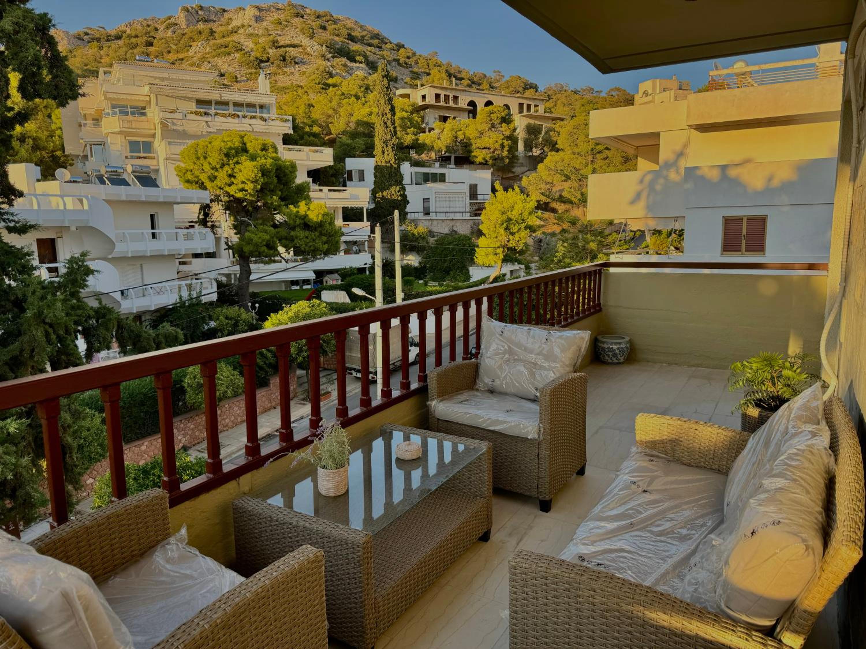 The rock view apartment